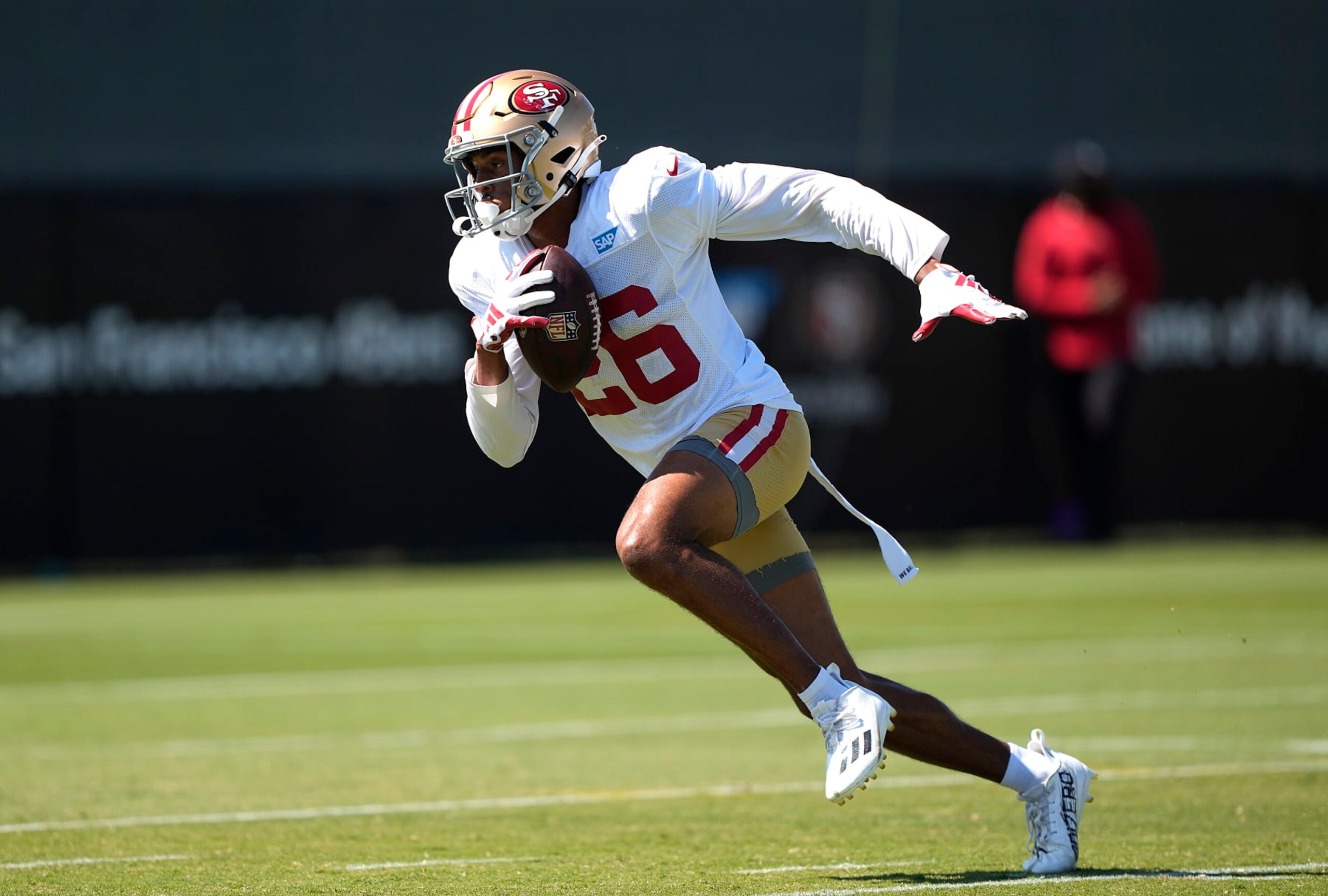 Isaiah Oliver