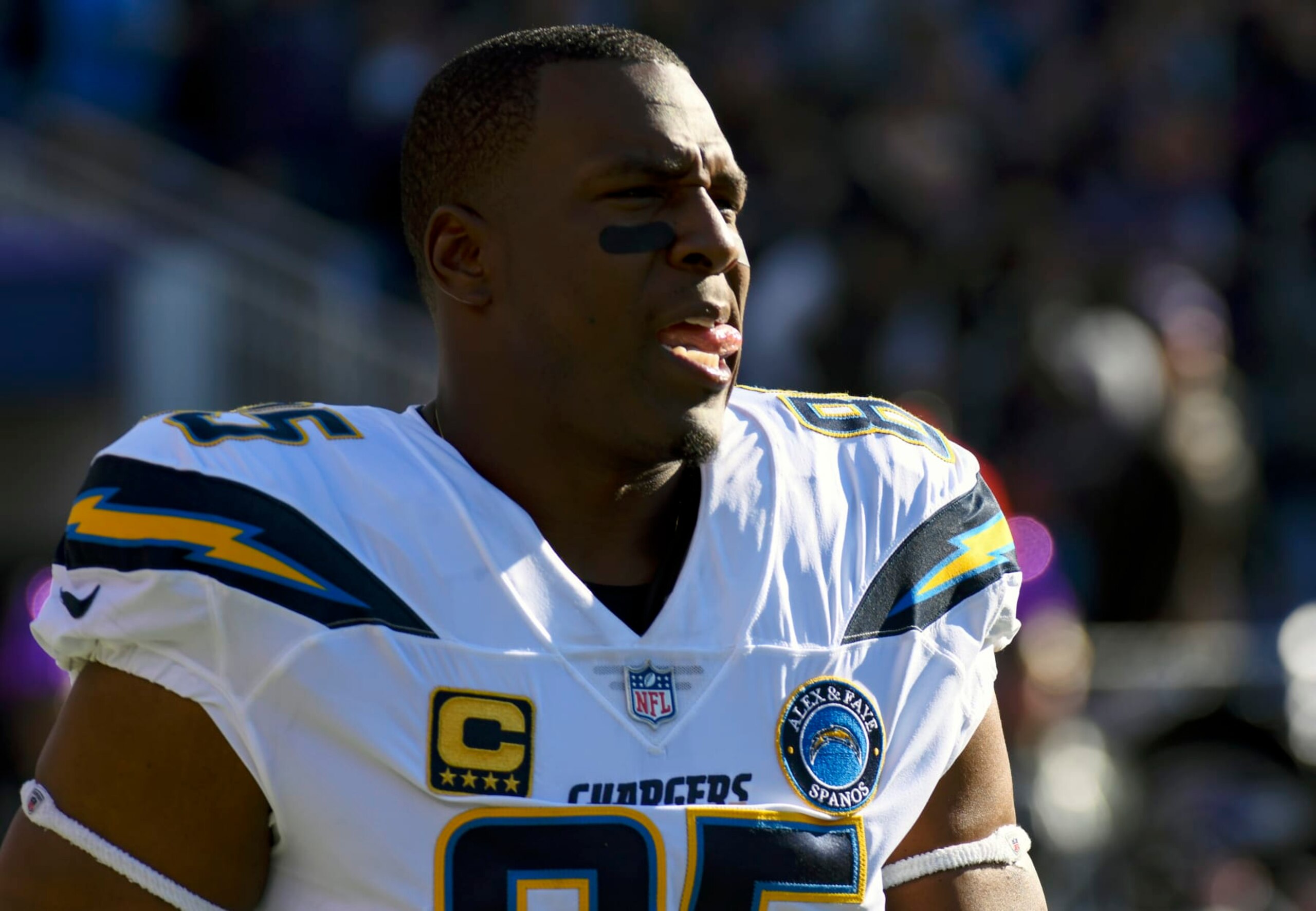 BALTIMORE, MD - JANUARY 06: Los Angeles Chargers tight end Antonio Gates (85) takes the field for the game against the Baltimore Ravens on January 6, 2019, at M&T Bank Stadium in Baltimore, MD. (Photo by Mark Goldman/Icon Sportswire via Getty Images) BALTIMORE, MD - JANUARY 06: Los Angeles Chargers tight end Antonio Gates (85) takes the field for the game against the Baltimore Ravens on January 6, 2019, at M&T Bank Stadium in Baltimore, MD. (Photo by Mark Goldman/Icon Sportswire via Getty Images)