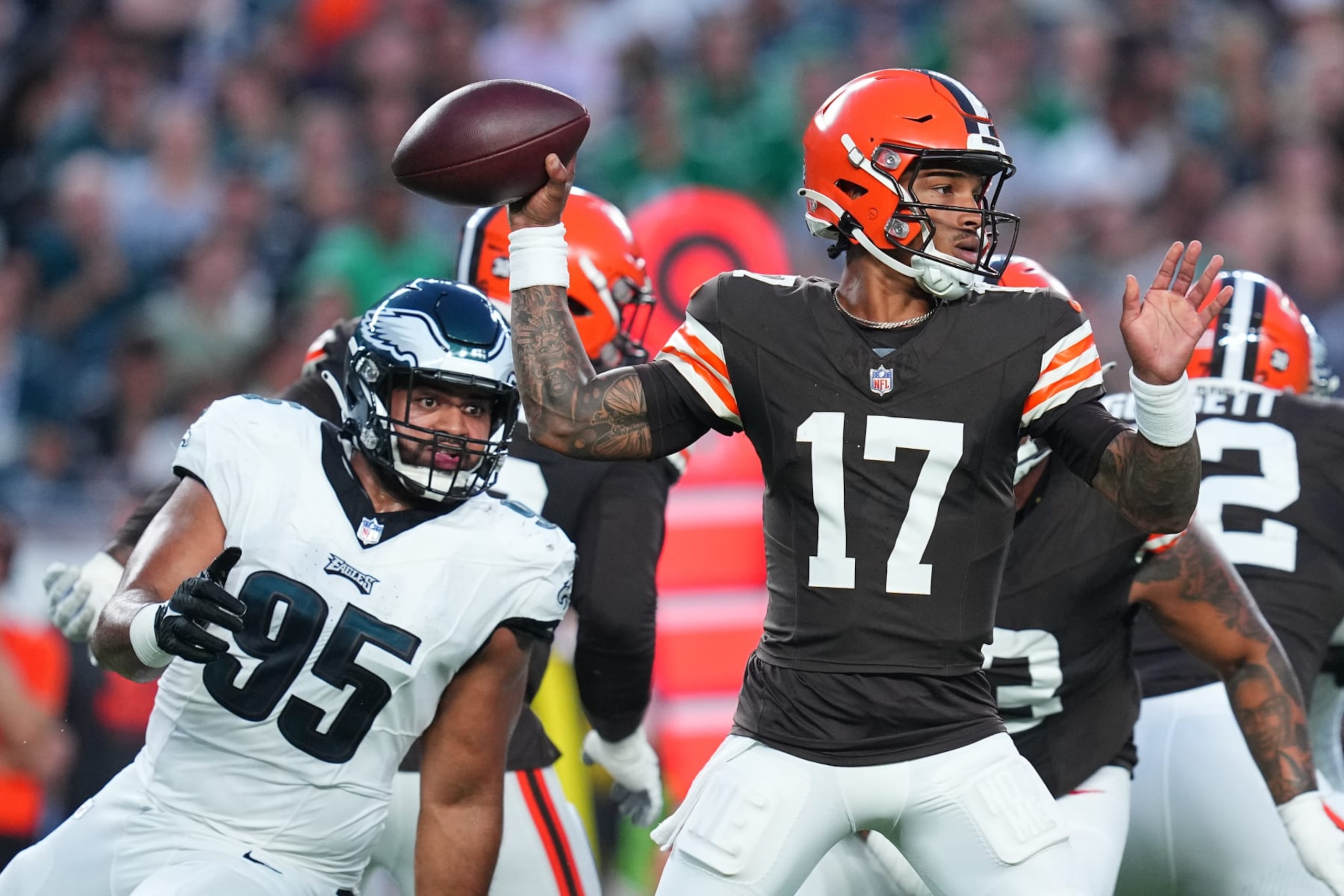 PHILADELPHIA, PENNSYLVANIA - AUGUST 17: Dorian Thompson-Robinson #17 of the Cleveland Browns passes the ball against Marlon Tuipulotu #95 of the Philadelphia Eagles in the first half of the preseason game at Lincoln Financial Field on August 17, 2023 in Philadelphia, Pennsylvania. (Photo by Mitchell Leff/Getty Images) PHILADELPHIA, PENNSYLVANIA - AUGUST 17: Dorian Thompson-Robinson #17 of the Cleveland Browns passes the ball against Marlon Tuipulotu #95 of the Philadelphia Eagles in the first half of the preseason game at Lincoln Financial Field on August 17, 2023 in Philadelphia, Pennsylvania. (Photo by Mitchell Leff/Getty Images)