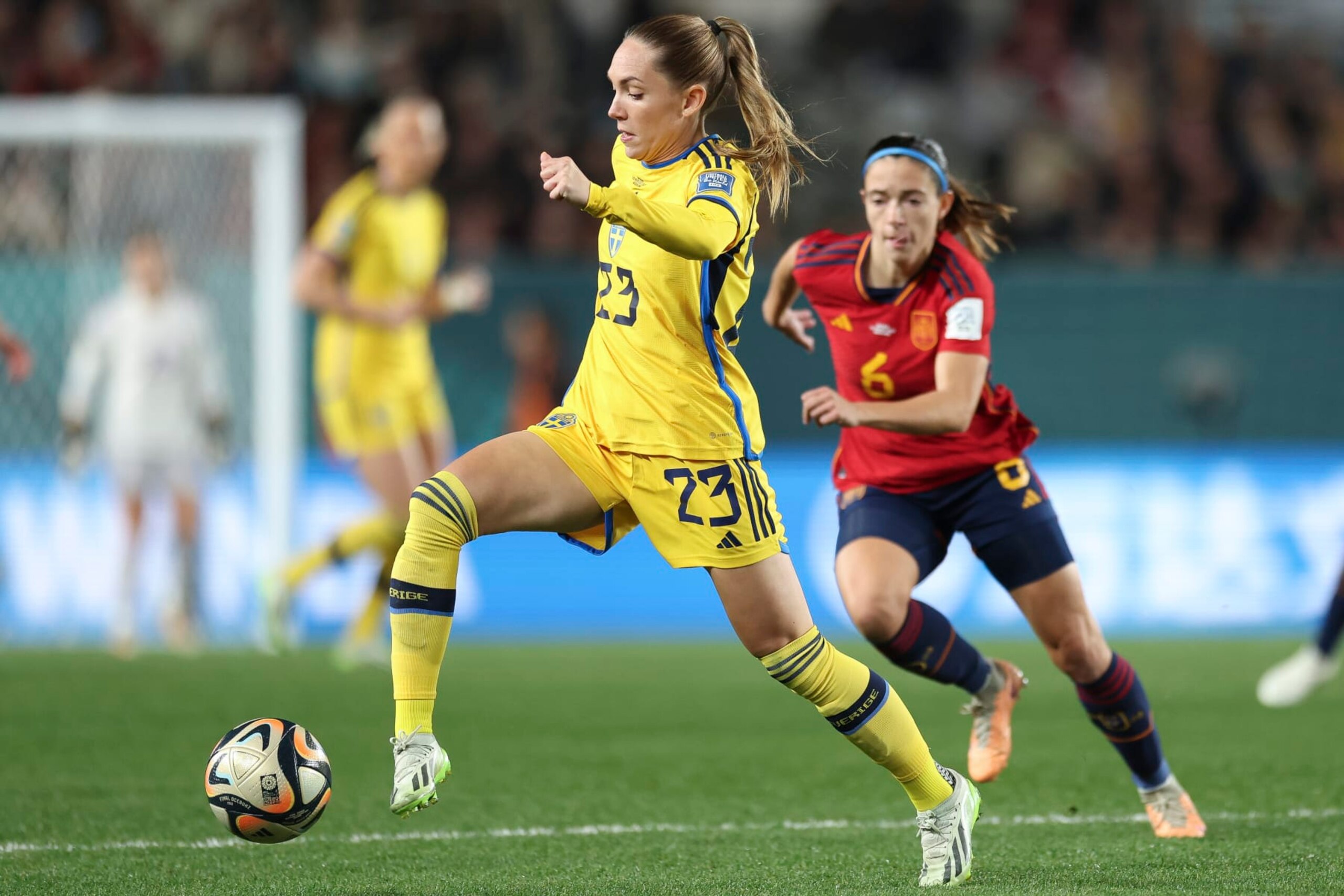 AUCKLAND, NEW ZEALAND - AUGUST 15: Elin Rubensson of Sweden controls the ball during the FIFA Women's World Cup Australia & New Zealand 2023 Semi Final match between Spain and Sweden at Eden Park on August 15, 2023 in Auckland, New Zealand. (Photo by Maja Hitij - FIFA/FIFA via Getty Images)