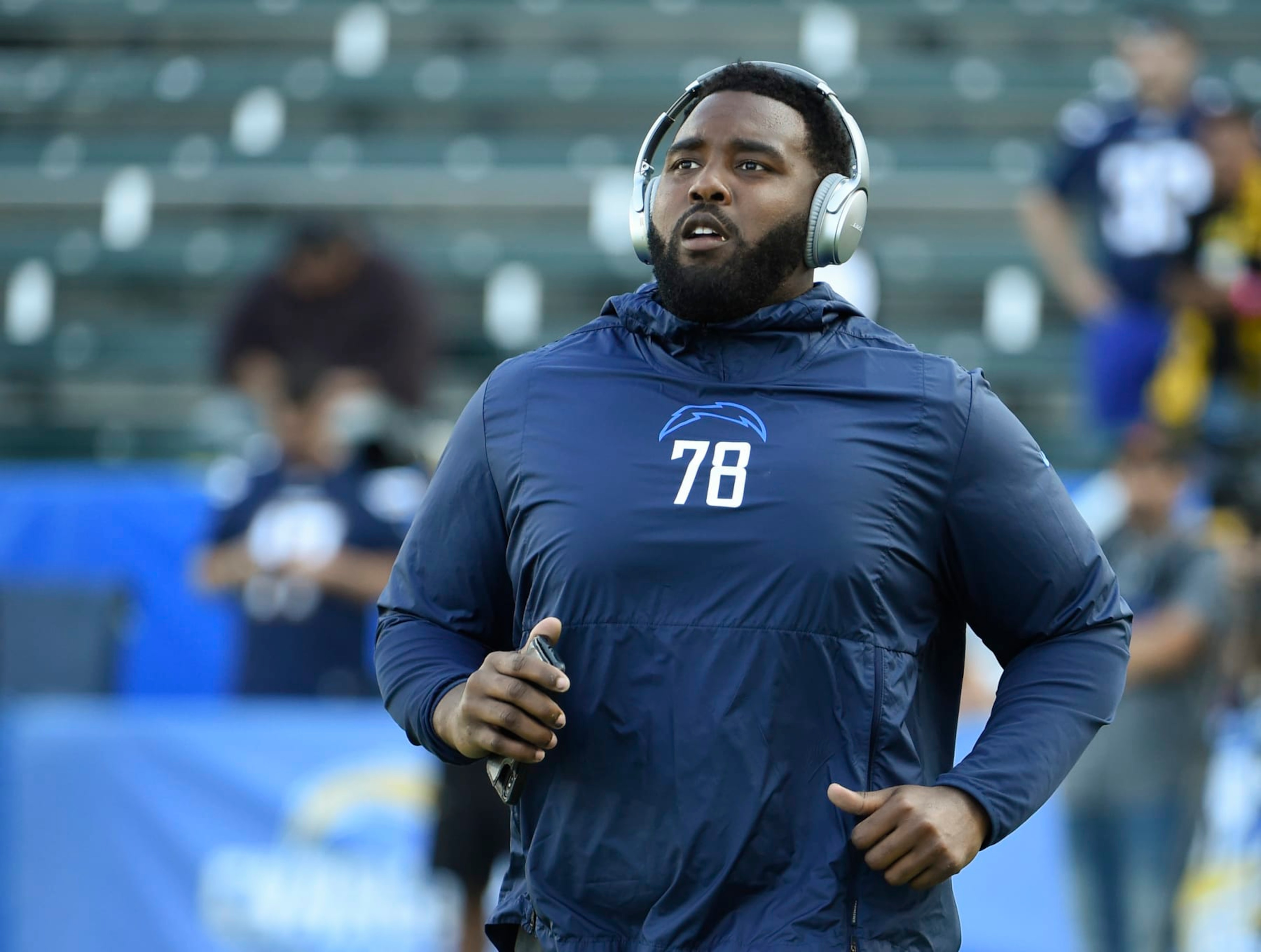 CARSON, CA - OCTOBER 13: Trent Scott #78 of the Los Angeles Chargers warms up before a game against the Pittsburgh Steelers at Dignity Health Sports Park October 13, 2019 in Carson, California. (Photo by Denis Poroy/Getty Images) CARSON, CA - OCTOBER 13: Trent Scott #78 of the Los Angeles Chargers warms up before a game against the Pittsburgh Steelers at Dignity Health Sports Park October 13, 2019 in Carson, California. (Photo by Denis Poroy/Getty Images)