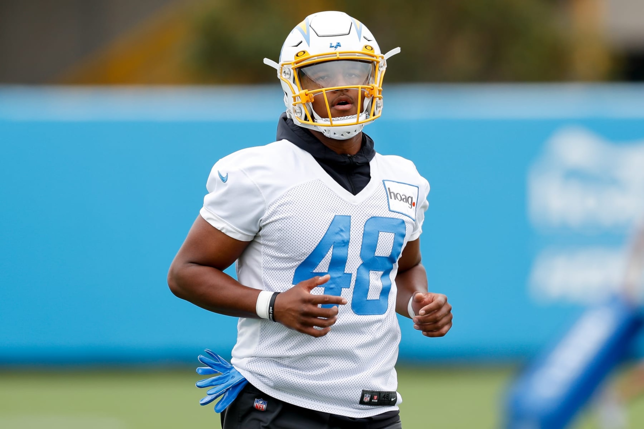 COSTA MESA, CA - MAY 22: Los Angeles Chargers tight end Stone Smartt (48) takes part in a drill during the team's OTA practice on May 22, 2023, at the Hoag Performance Center in Costa Mesa, CA. (Photo by Brandon Sloter/Icon Sportswire via Getty Images)
