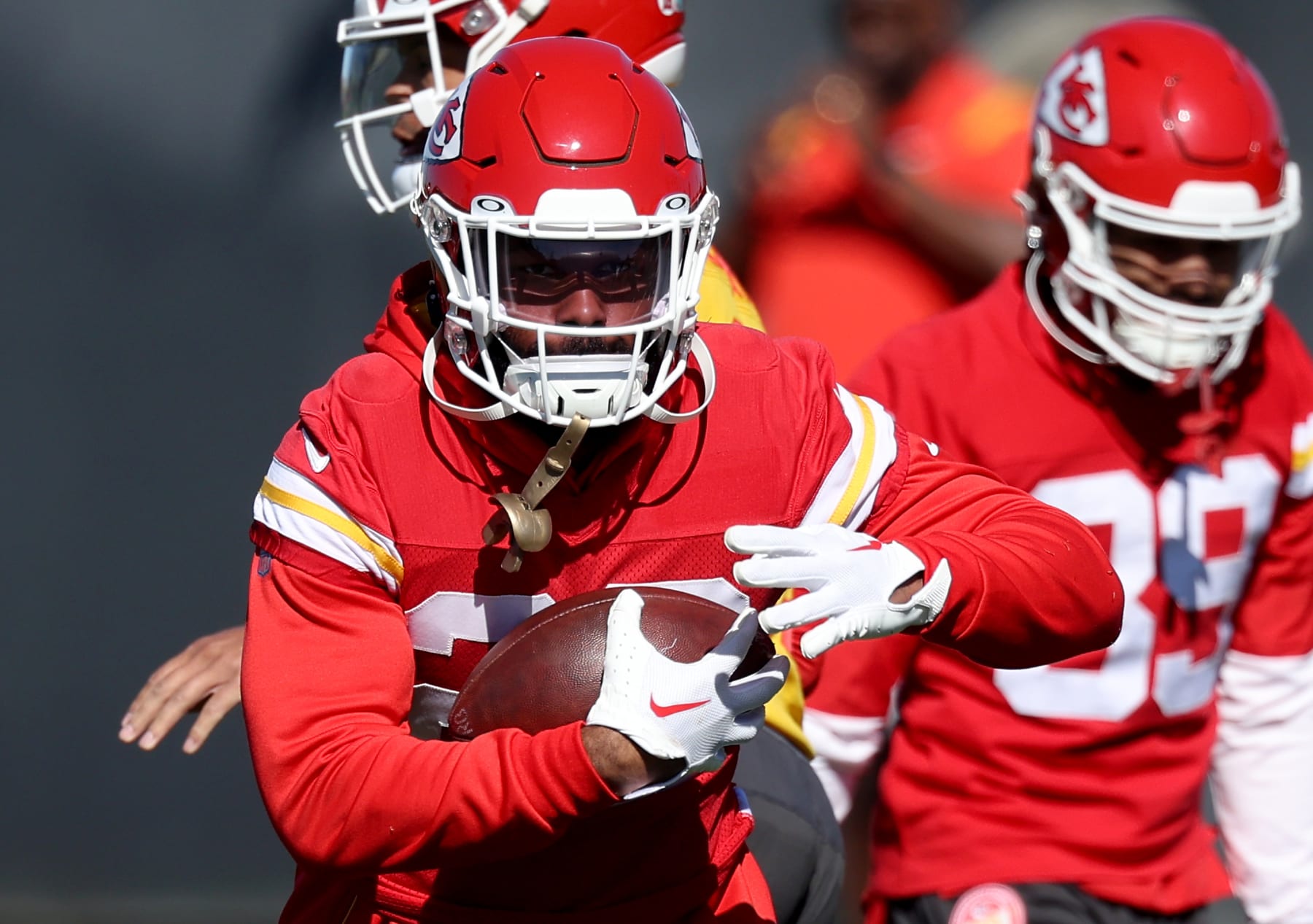 TEMPE, ARIZONA - FEBRUARY 09: Clyde Edwards-Helaire #25 of the Kansas City Chiefs participates in a practice session prior to Super Bowl LVII at Arizona State University Practice Facility on February 09, 2023 in Tempe, Arizona. The Kansas City Chiefs play the Philadelphia Eagles in Super Bowl LVII on February 12, 2023 at State Farm Stadium. (Photo by Christian Petersen/Getty Images)