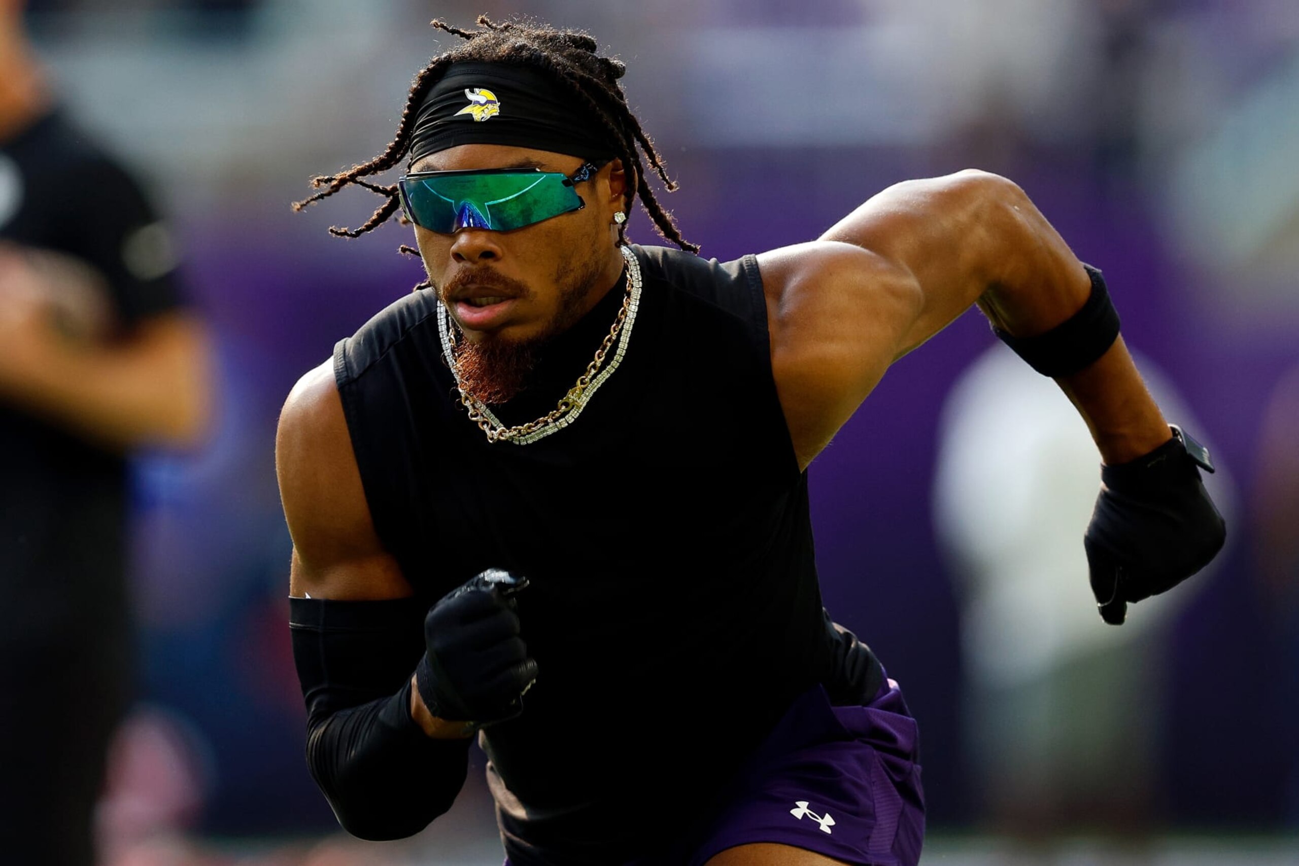 MINNEAPOLIS, MINNESOTA - AUGUST 19: Justin Jefferson #18 of the Minnesota Vikings warms up prior to the start of a preseason game against the Tennessee Titans at U.S. Bank Stadium on August 19, 2023 in Minneapolis, Minnesota. (Photo by David Berding/Getty Images) MINNEAPOLIS, MINNESOTA - AUGUST 19: Justin Jefferson #18 of the Minnesota Vikings warms up prior to the start of a preseason game against the Tennessee Titans at U.S. Bank Stadium on August 19, 2023 in Minneapolis, Minnesota. (Photo by David Berding/Getty Images)