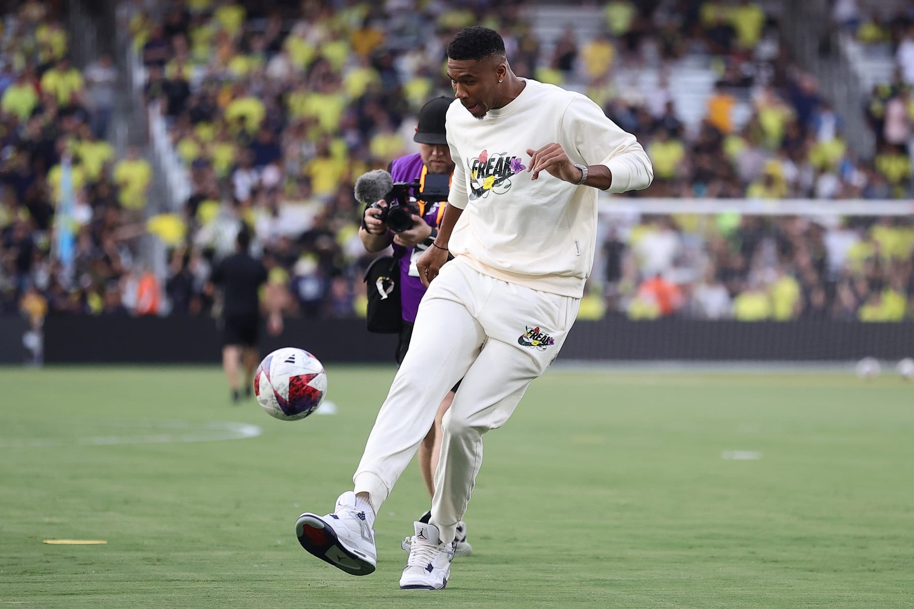 NASHVILLE, TENNESSEE - AUGUST 19: NBA player and co-owners Giannis Antetokounmpo of Nashville SC kicks a ball prior to the Leagues Cup 2023 final match between Inter Miami CF and Nashville SC at GEODIS Park on August 19, 2023 in Nashville, Tennessee. (Photo by Tim Nwachukwu/Getty Images)