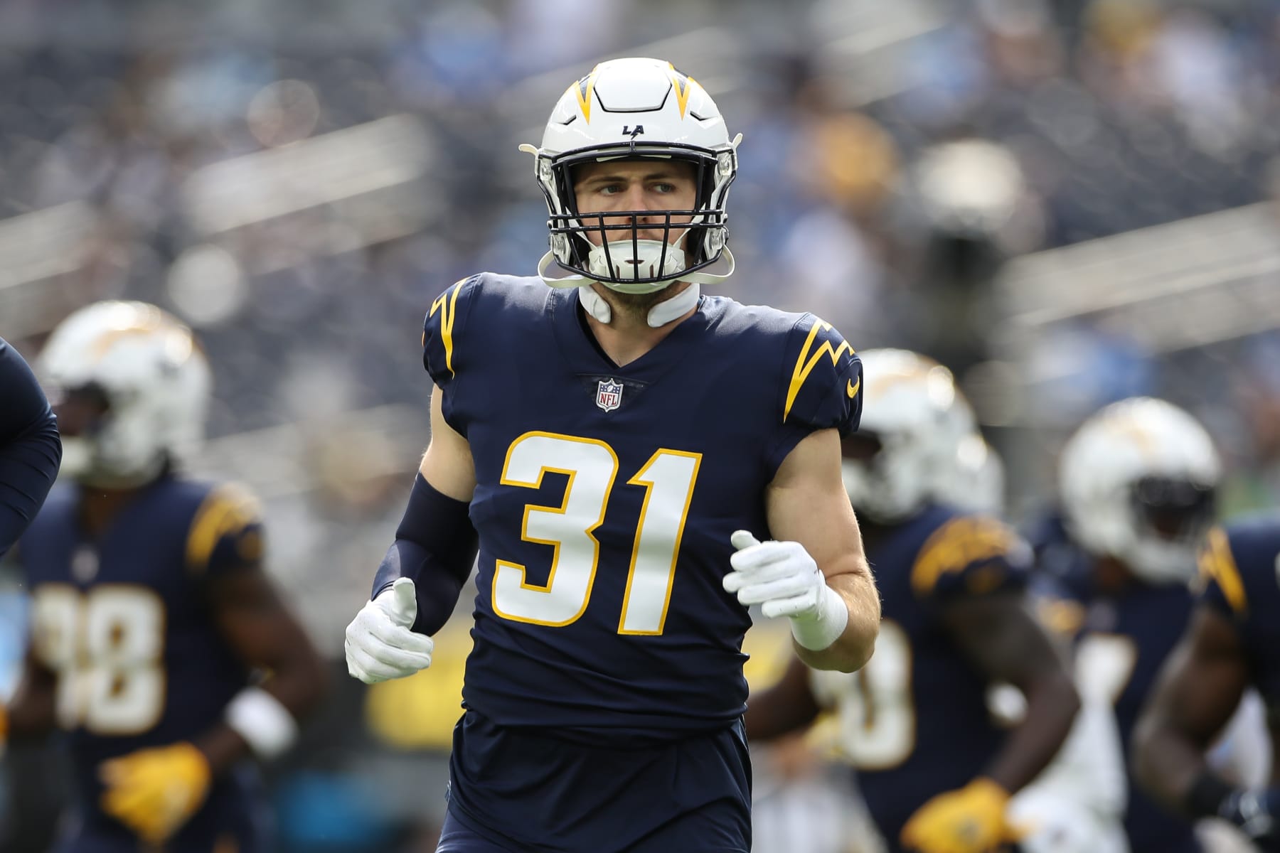 INGLEWOOD, CA - OCTOBER 23: Los Angeles Chargers linebacker Nick Niemann (31) during the Seattle Seahawks vs Los Angeles Chargers on October 23, 2022, at SoFi Stadium in Inglewood, CA. (Photo by Jevone Moore/Icon Sportswire via Getty Images)
