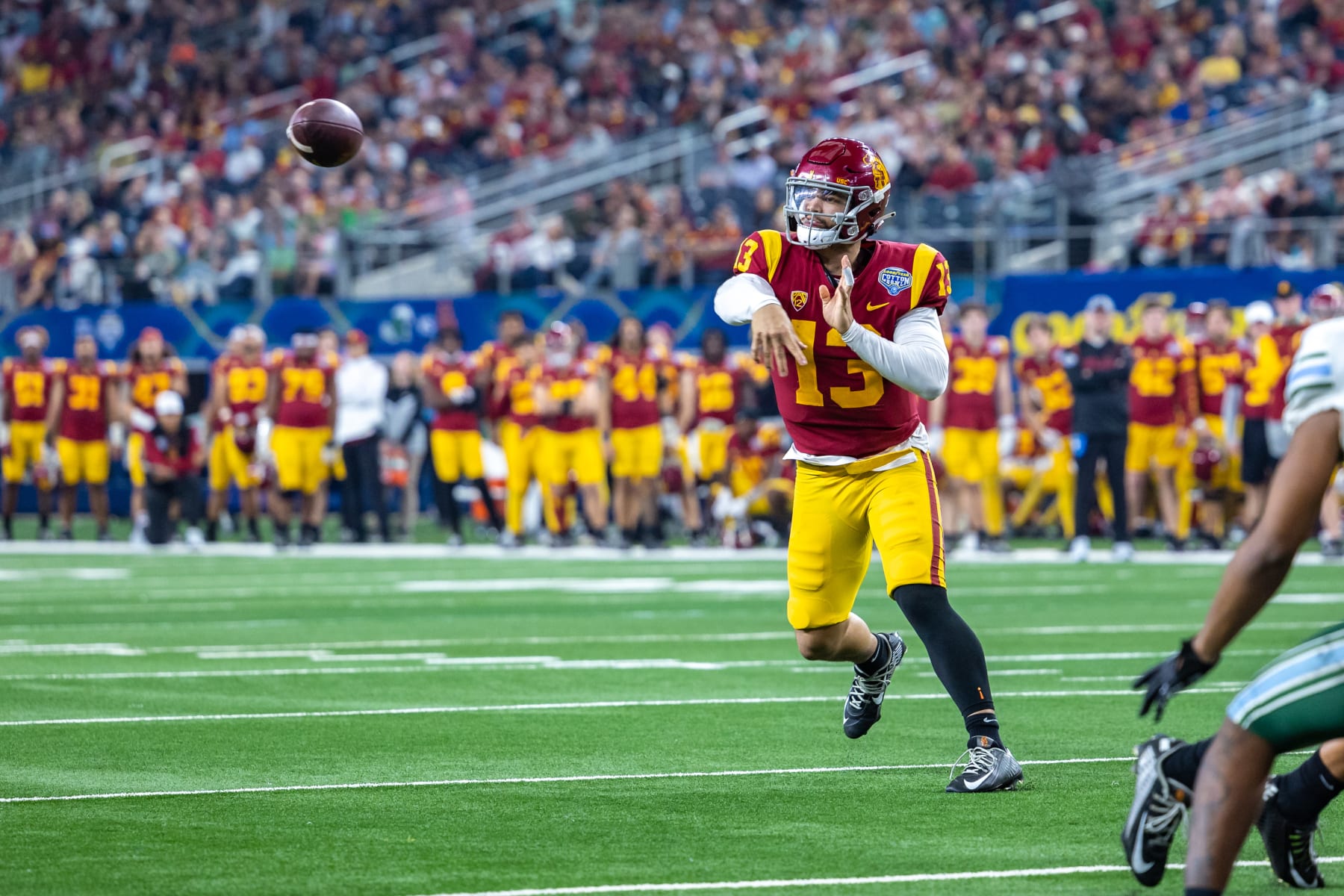 ARLINGTON, TX - JANUARY 02: USC Trojans quarterback Caleb Williams (#13) throws a pass during the Goodyear Cotton Bowl game between the USC Trojans and Tulane Green Wave on January 02, 2023 at AT&T Stadium in Arlington, TX.  (Photo by Matthew Visinsky/Icon Sportswire via Getty Images)