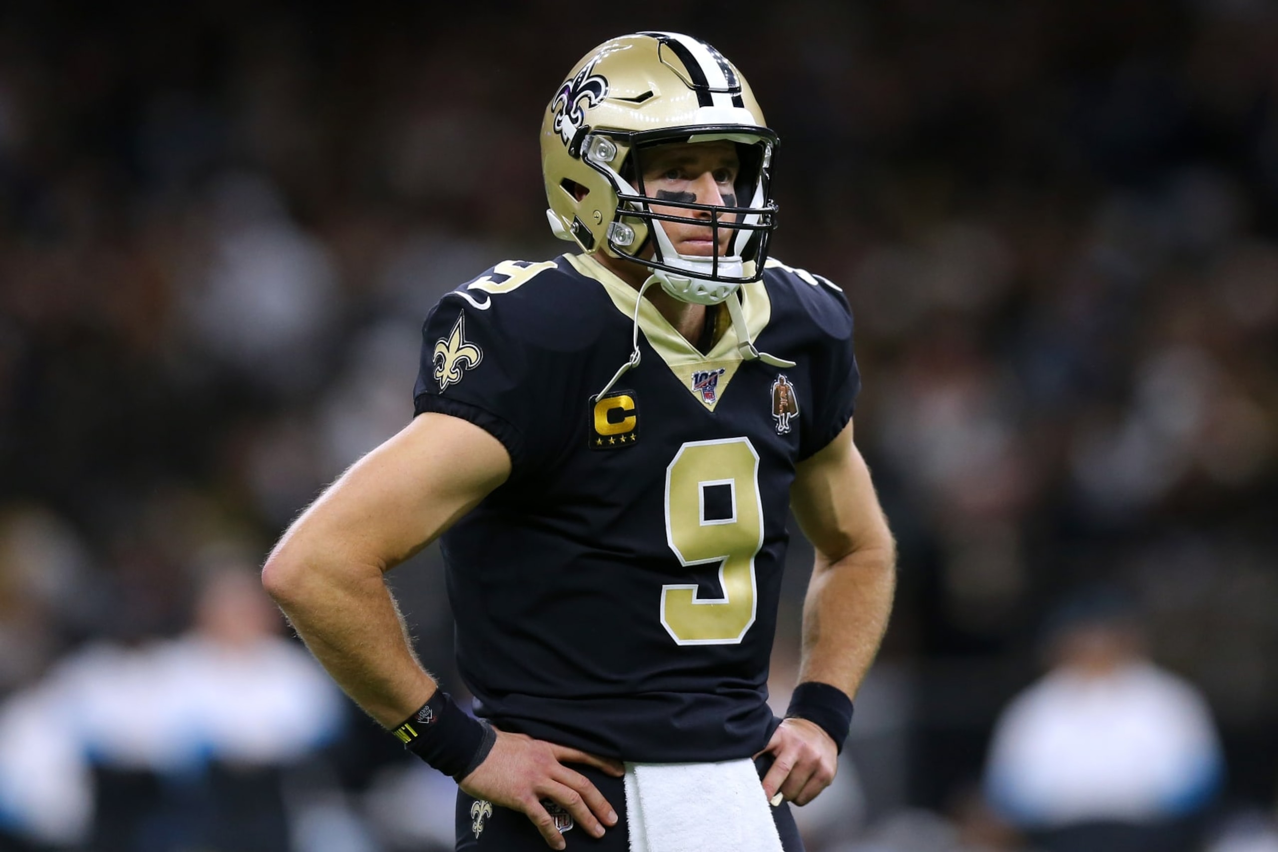 NEW ORLEANS, LOUISIANA - NOVEMBER 24: Drew Brees #9 of the New Orleans Saints reacts during a game against the Carolina Panthers at the Mercedes Benz Superdome on November 24, 2019 in New Orleans, Louisiana. (Photo by Jonathan Bachman/Getty Images)