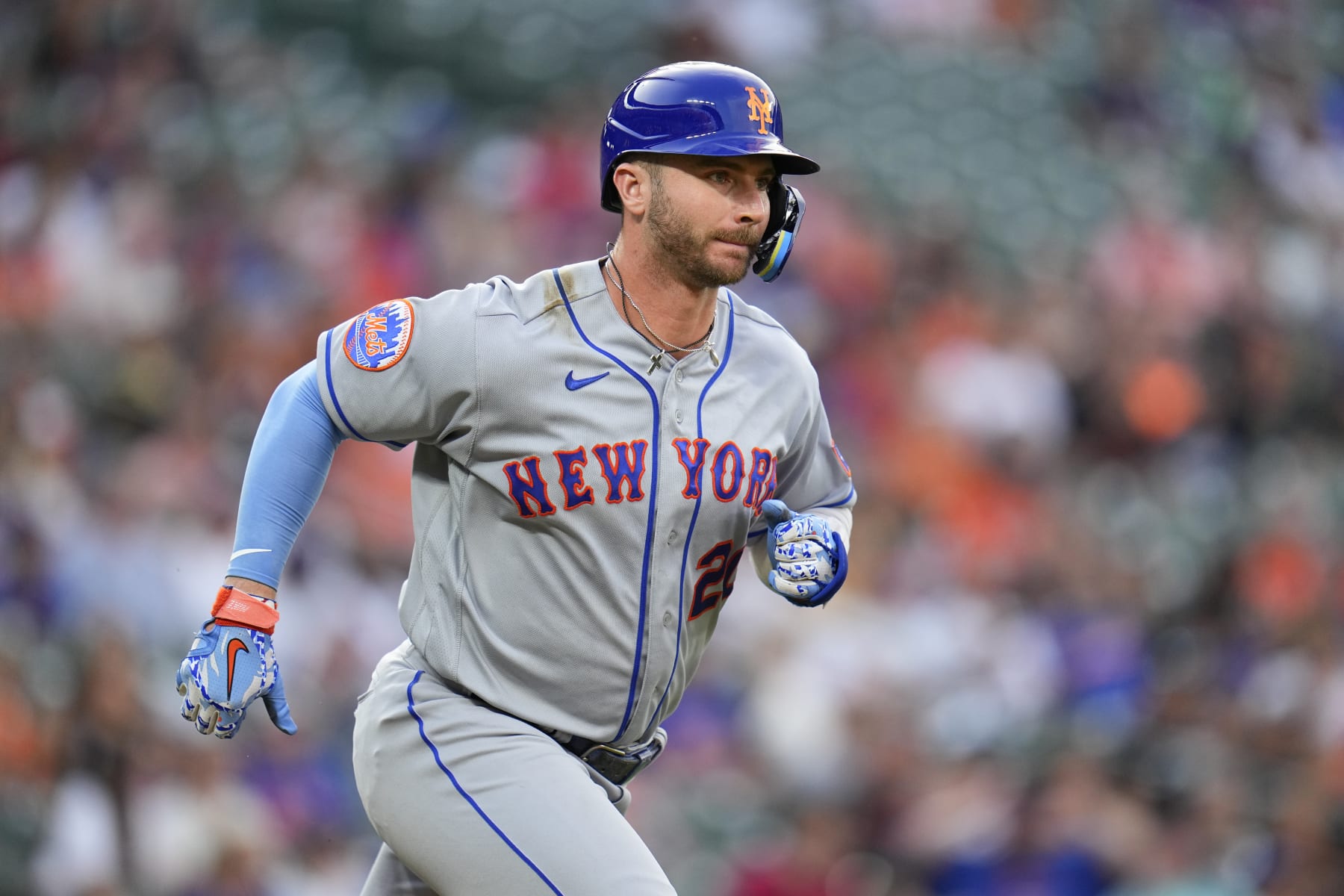 New York Mets' Pete Alonso runs to first base in the second inning of a baseball game between the Baltimore Orioles and the New York Mets, Friday, Aug. 4, 2023, in Baltimore. The Orioles won 10-3. (AP Photo/Julio Cortez)