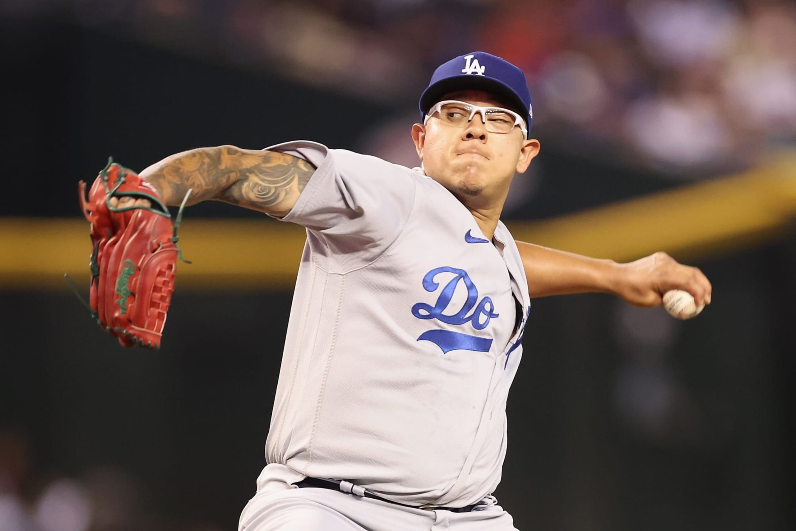 Julio Urías Julio Urías