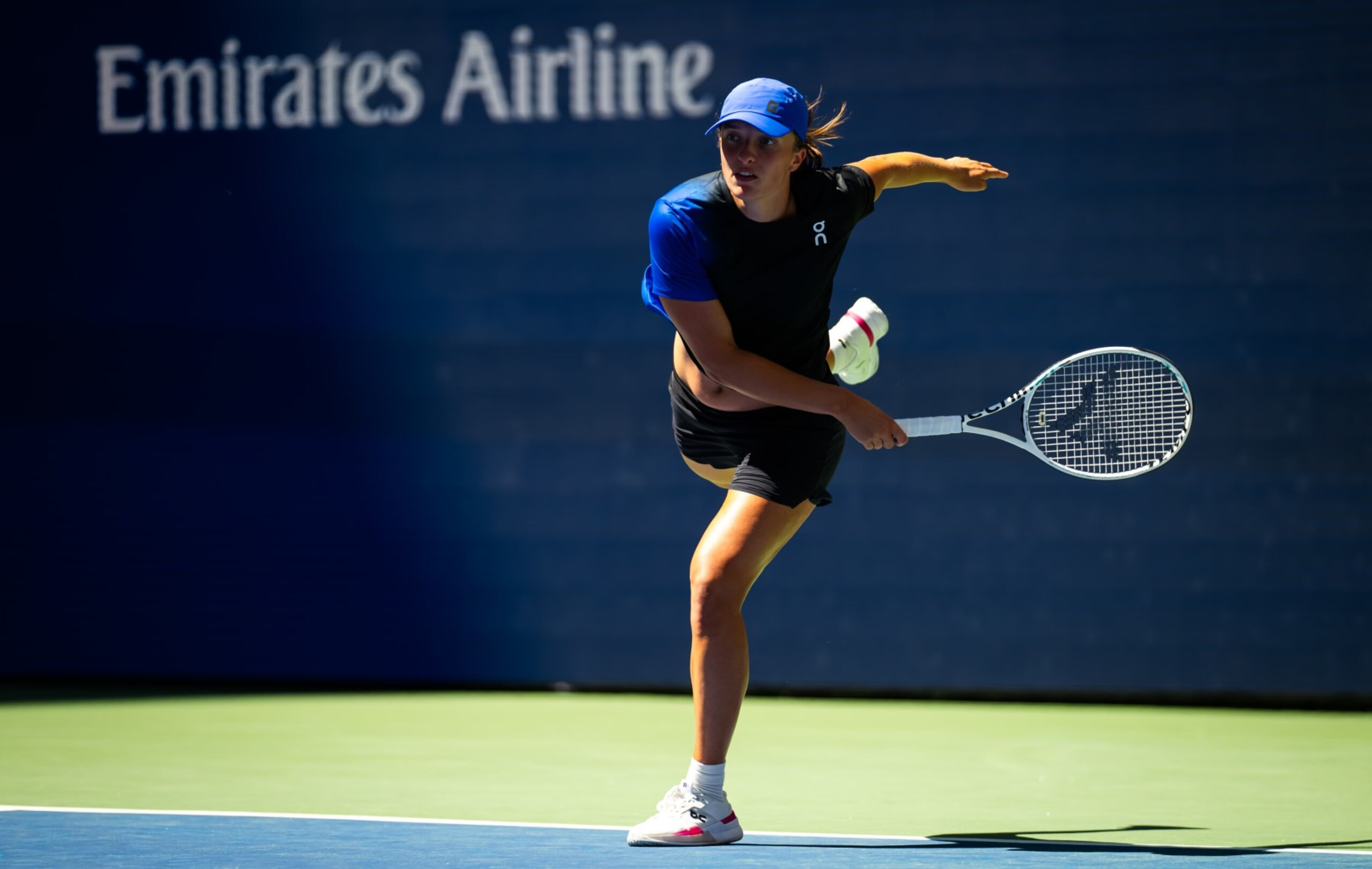 NEW YORK, NEW YORK - AUGUST 23: Iga Swiatek of Poland during practice ahead of the US Open at USTA Billie Jean King National Tennis Center on August 23, 2023 in New York City (Photo by Robert Prange/Getty Images)
