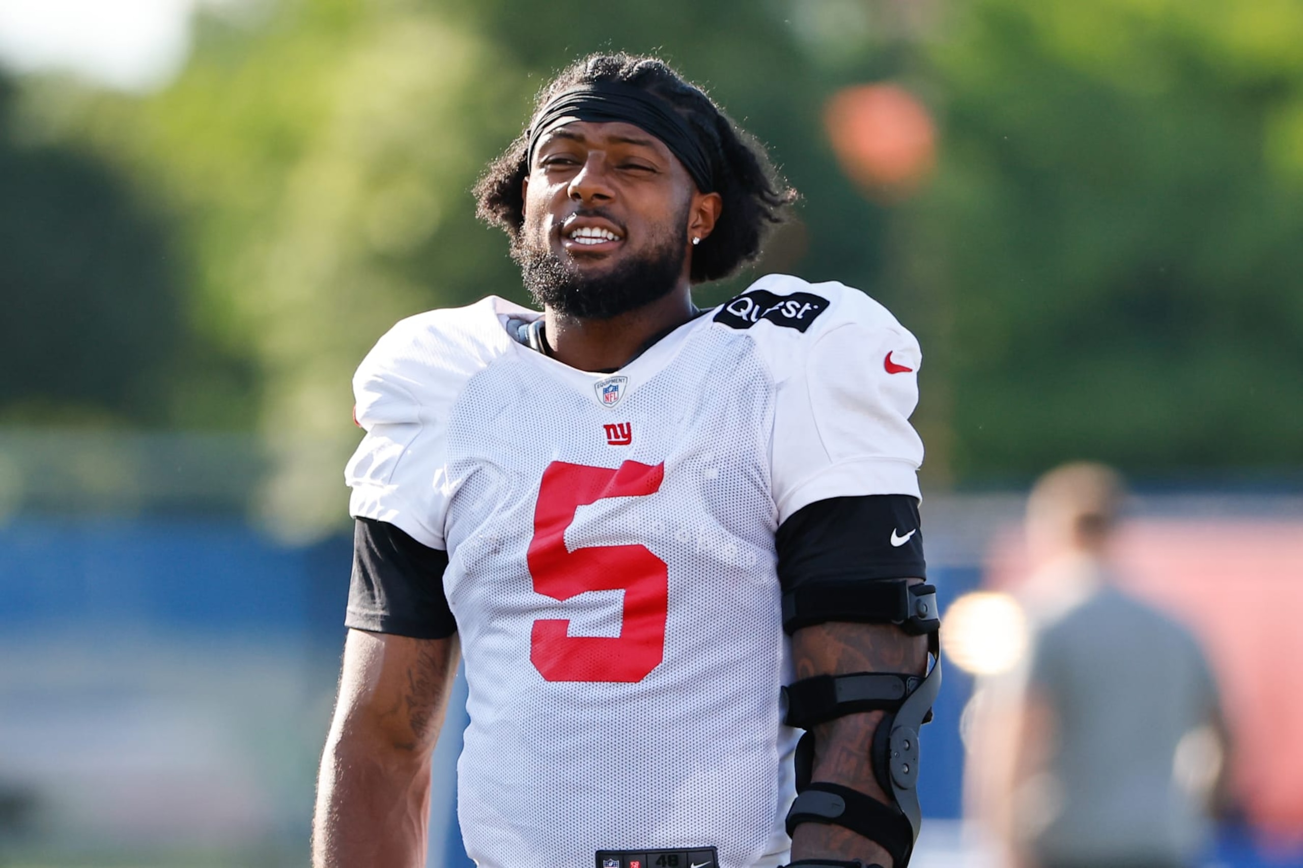 EAST RUTHERFORD, NJ - AUGUST 01:  Kayvon Thibodeaux #5 of the New York Giants during training camp at the Quest Diagnostics Training Center on August 1, 2023 in East Rutherford, New Jersey.  (Photo by Rich Graessle/Icon Sportswire via Getty Images)