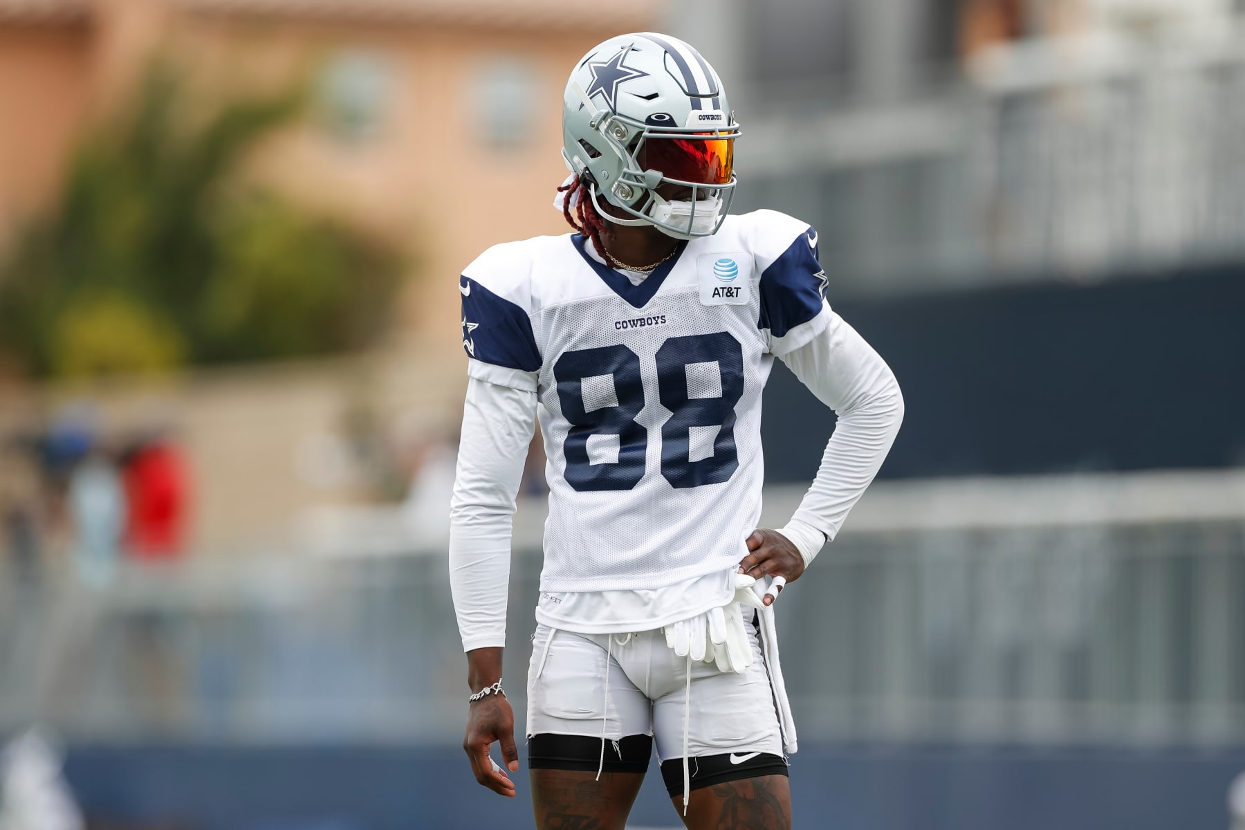 OXNARD, CA - AUGUST 15: Dallas Cowboys wide receiver CeeDee Lamb (88) takes part in a drill during the team's training camp at Marriott Residence Inn at River Ridge on August 15, 2023, in Oxnard, CA. (Photo by Brandon Sloter/Icon Sportswire via Getty Images)