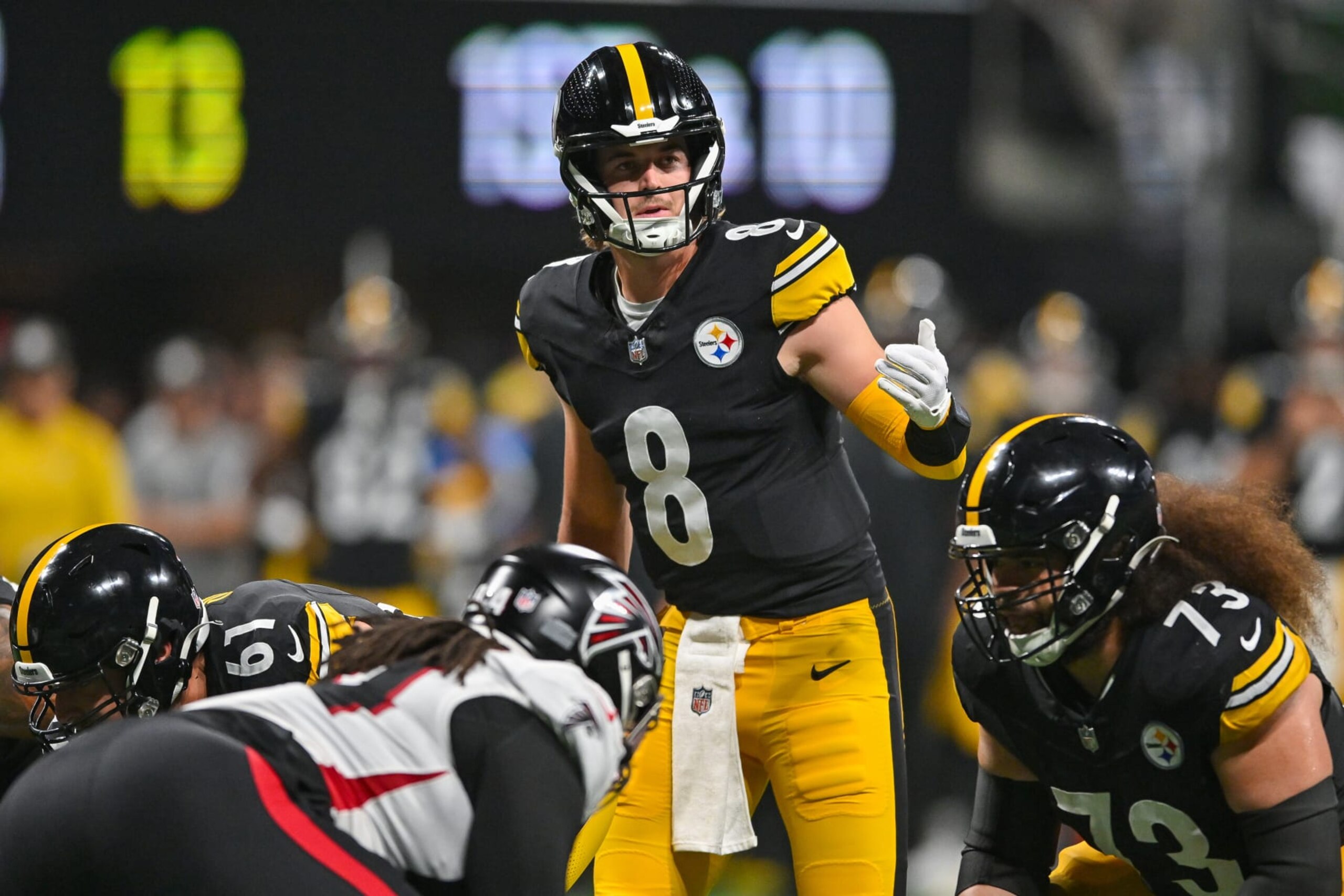 ATLANTA, GA  AUGUST 24:  Pittsburgh quarterback Kenny Pickett (8) signals at the line of scrimmage  during the NFL game between the Pittsburgh Steelers and the Atlanta Falcons on August 24th, 2023 at Mercedes-Benz Stadium in Atlanta, GA.  (Photo by Rich von Biberstein/Icon Sportswire via Getty Images)