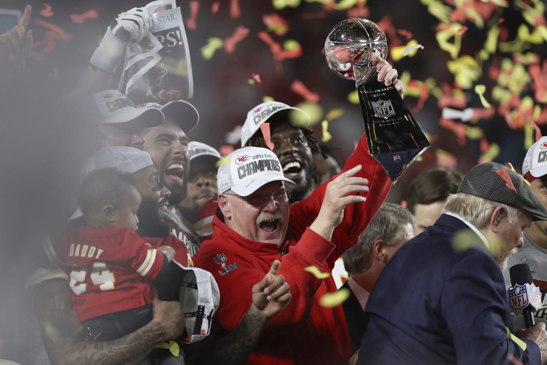 Football: Super Bowl LIV: Kansas City Chiefs coach Andy Reid victorious, holding up Vince Lombardi trophy after winning game vs San Francisco 49ers at Hard Rock Stadium.
Miami Gardens, FL 2/2/2020
CREDIT: Simon Bruty (Photo by Simon Bruty /Sports Illustrated/Getty Images)
(Set Number: X163163 TK1 )