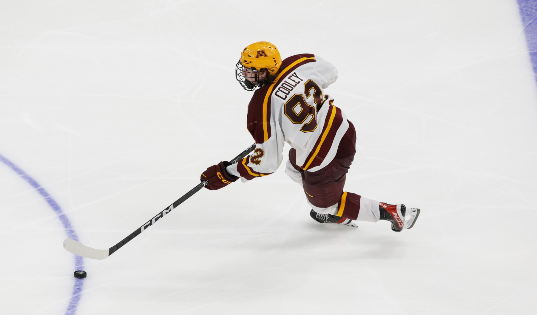 TAMPA, FL - APRIL 8: Logan Cooley #92 of the Minnesota Golden Gophers skates against the Quinnipiac Bobcats during the 2023 NCAA Division I Men's Hockey Frozen Four Championship Final at the Amaile Arena on April 8, 2023 in Tampa, Florida. The Bobcats won 3-2 on a goal ten seconds into overtime. (Photo by Richard T Gagnon/Getty Images)