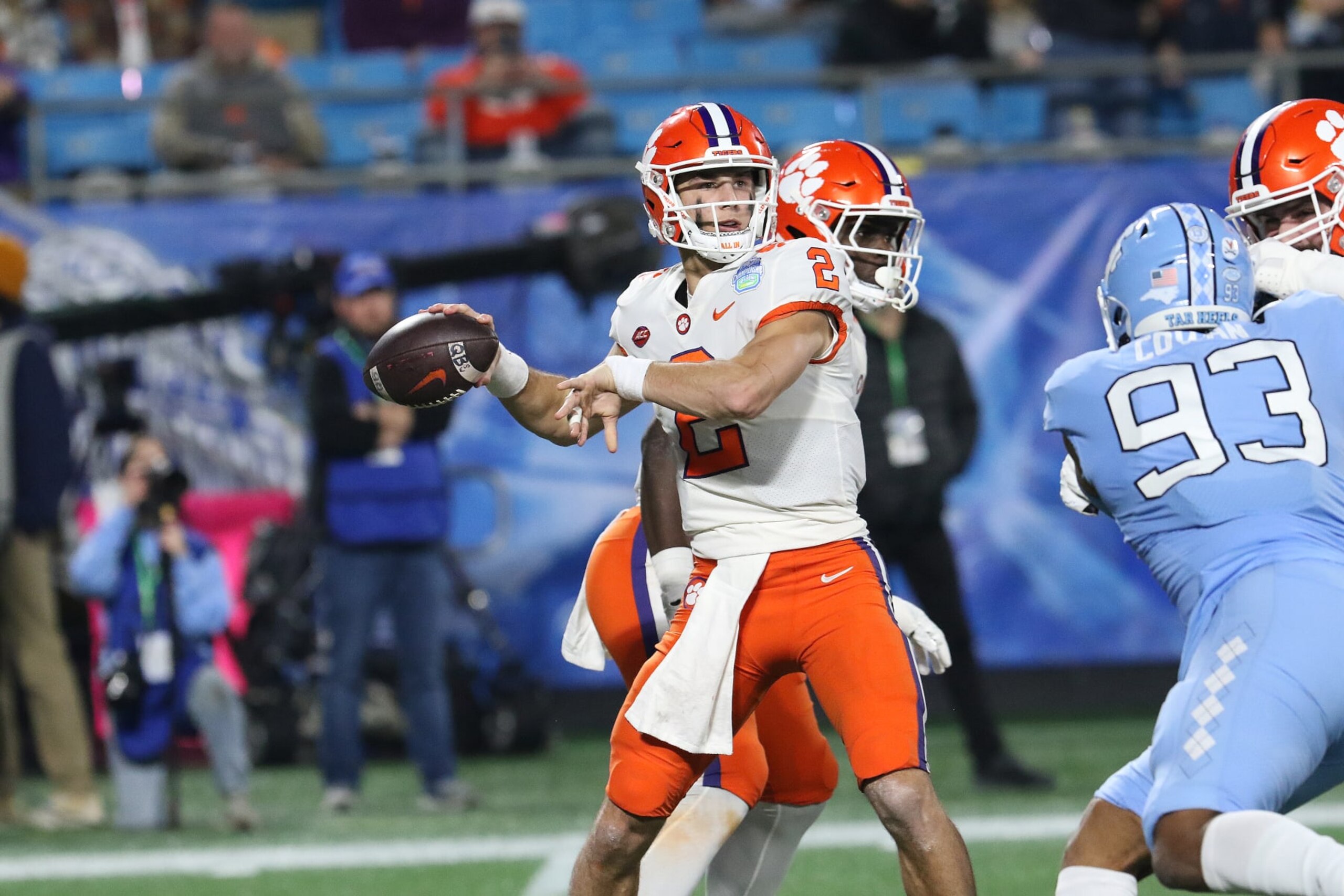 CHARLOTTE, NC - DECEMBER 03: Clemson Tigers quarterback Cade Klubnik (2) during the ACC college football championship game between the North Carolina Tar Heels and the Clemson Tigers on December 3, 2022, at Bank of America Stadium in Charlotte, N.C. (Photo by John Byrum/Icon Sportswire via Getty Images)