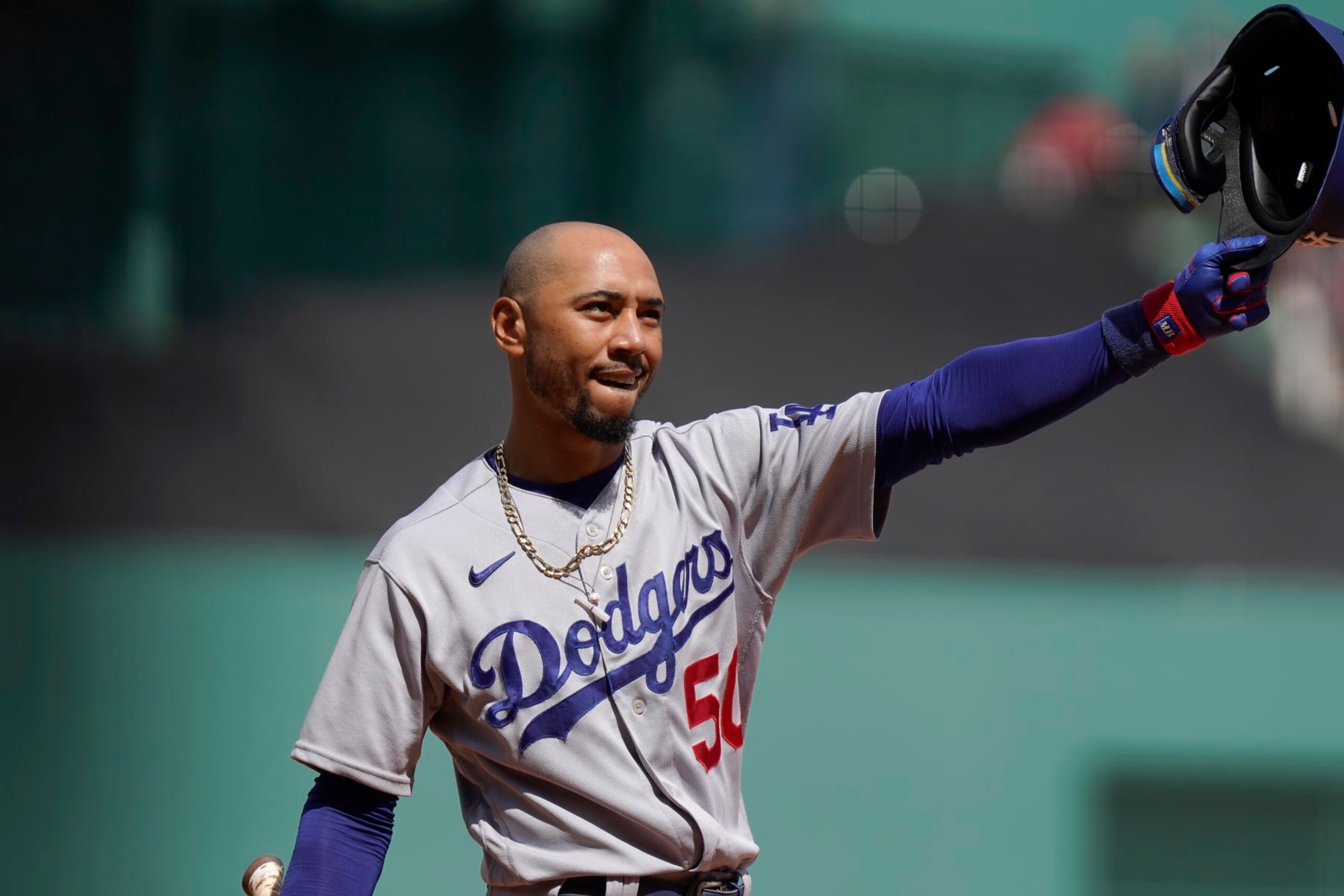 Los Angeles' Mookie Betts Los Angeles' Mookie Betts