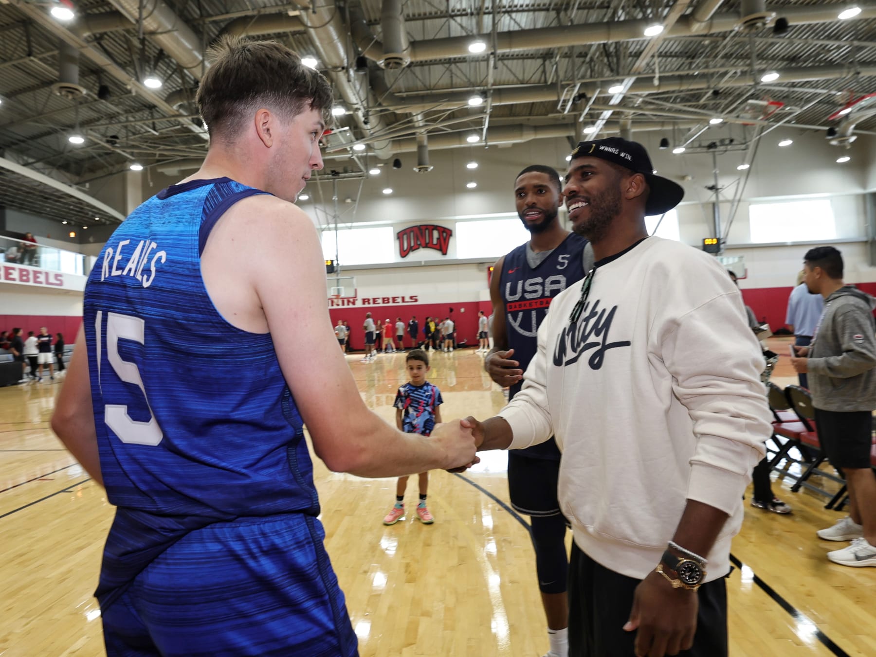 LAS VEGAS, NV - AUGUST 6: Austin Reaves and Chris Paul talk during the USA Men's National Team Practice as part of 2023 FIBA World Cup on August 6, 2023 at the Mendenhall Center in Las Vegas, Nevada. NOTE TO USER: User expressly acknowledges and agrees that, by downloading and or using this photograph, User is consenting to the terms and conditions of the Getty Images License Agreement. Mandatory Copyright Notice: Copyright 2023 NBAE (Photo by Jim Poorten/NBAE via Getty Images)