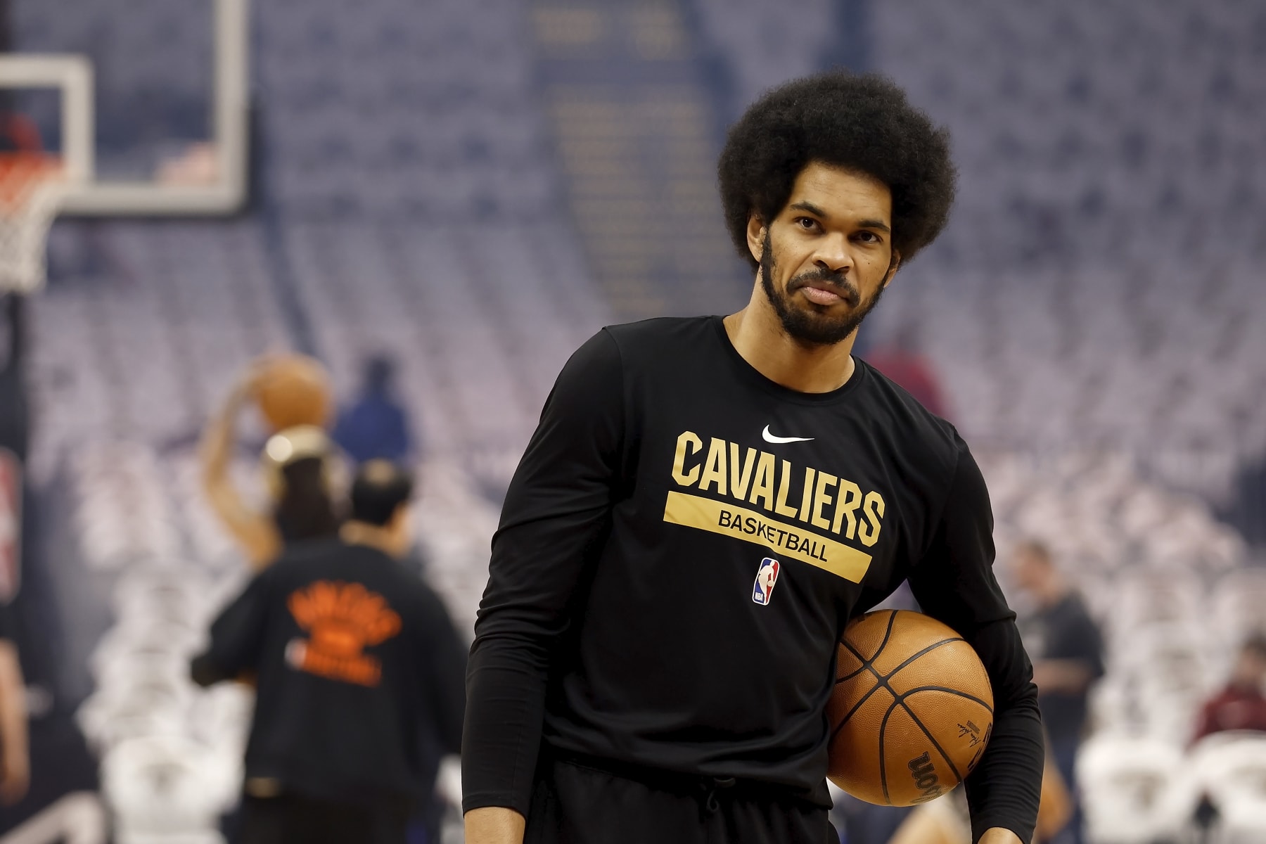 CLEVELAND, OH - APRIL 26:  Jarrett Allen #31 of the Cleveland Cavaliers warms up prior to the start of Game Five of the Eastern Conference First Round Playoffs against the New York Knicks at Rocket Mortgage Fieldhouse on April 26, 2023 in Cleveland, Ohio. NOTE TO USER: User expressly acknowledges and agrees that, by downloading and or using this photograph, User is consenting to the terms and conditions of the Getty Images License Agreement. (Photo by Kirk Irwin/Getty Images)