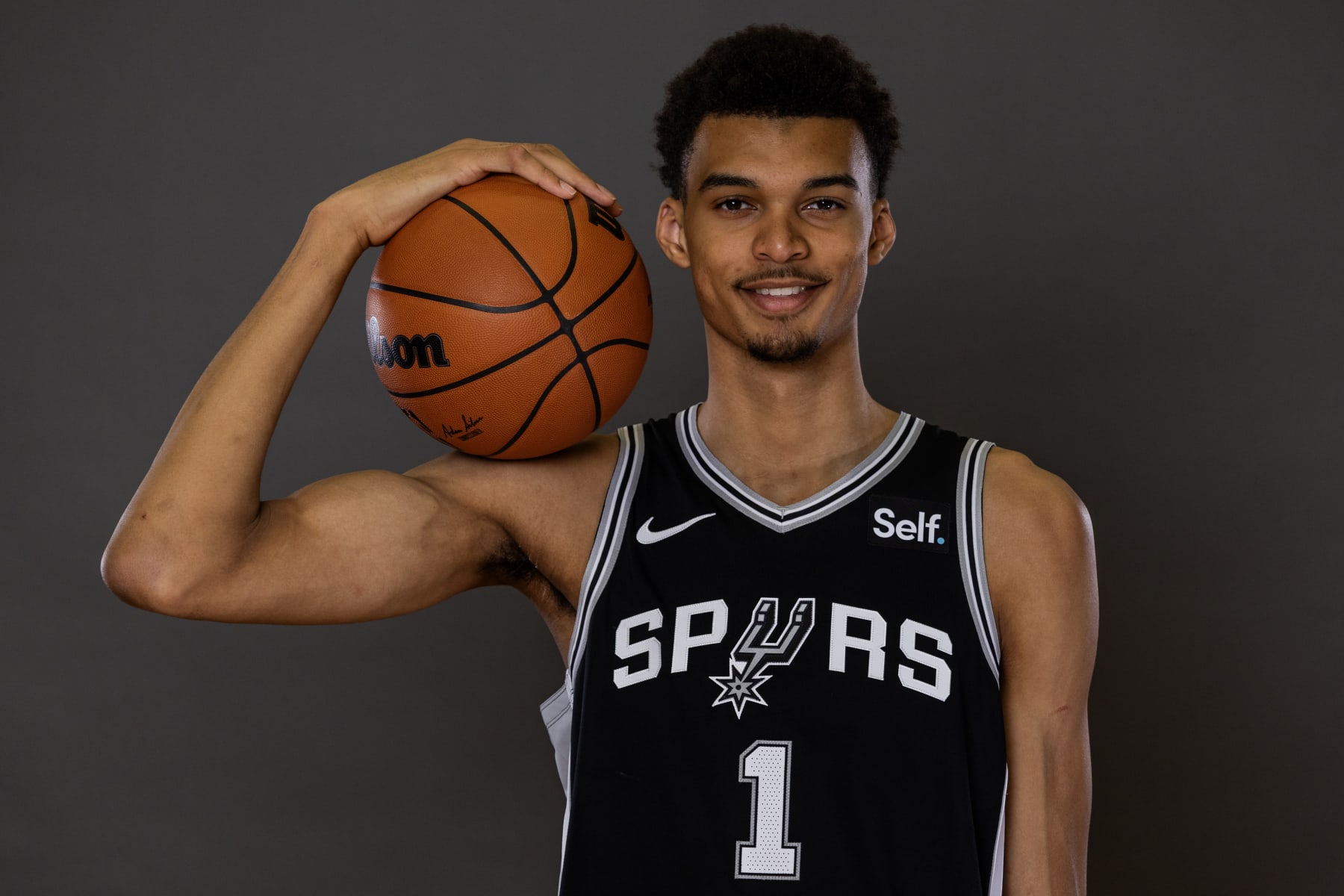 LAS VEGAS, NEVADA - JULY 12: Victor Wembanyama #1 of the San Antonio Spurs poses for a portrait during the 2023 NBA rookie photo shoot at UNLV on July 12, 2023 in Las Vegas, Nevada. (Photo by Jamie Squire/Getty Images)