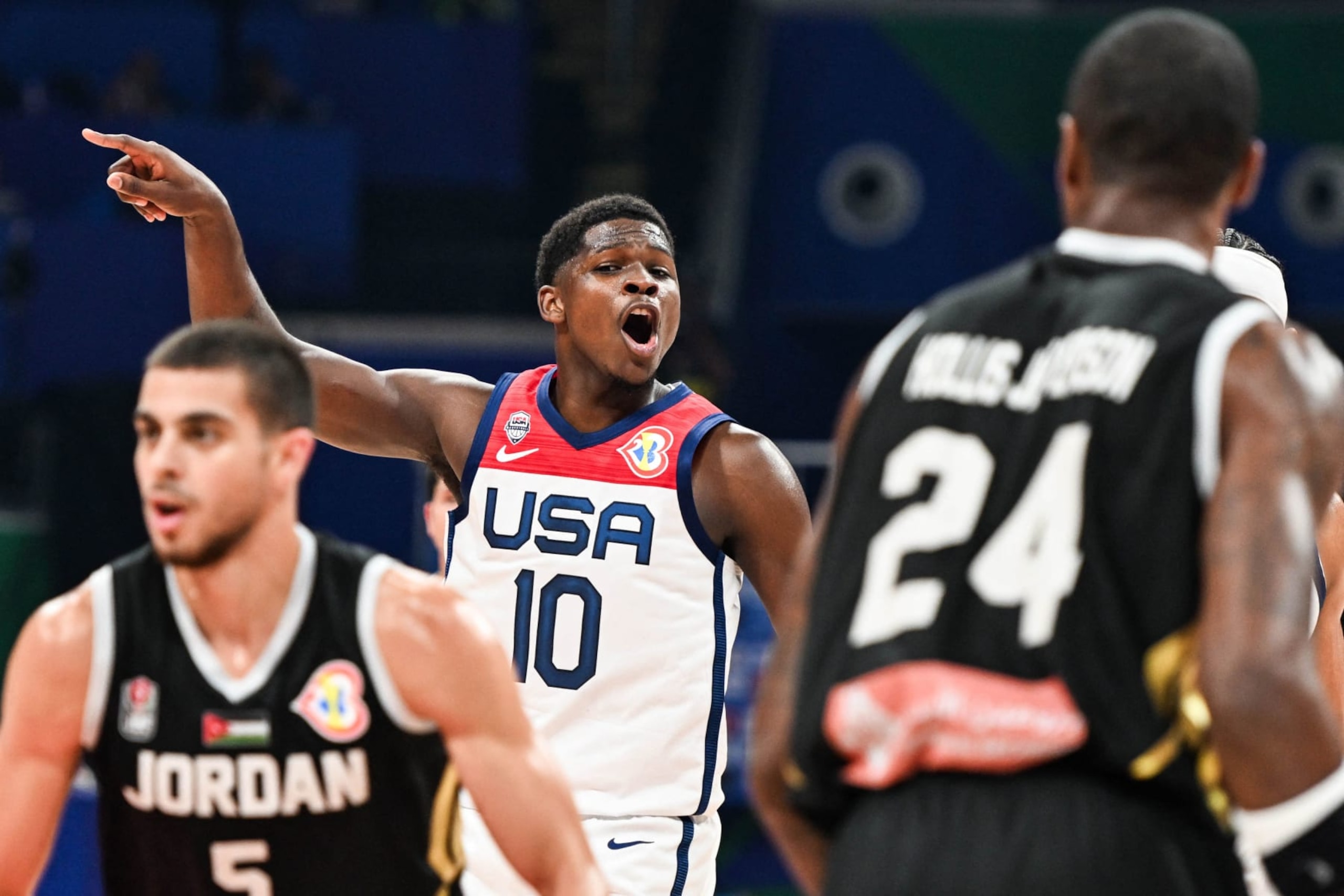 USA's Anthony Edwards reacts during the FIBA Basketball World Cup group C match between USA and Jordan at Mall of Asia Arena in Pasay City, metro Manila on August 30, 2023. (Photo by SHERWIN VARDELEON / AFP) (Photo by SHERWIN VARDELEON/AFP via Getty Images) USA's Anthony Edwards reacts during the FIBA Basketball World Cup group C match between USA and Jordan at Mall of Asia Arena in Pasay City, metro Manila on August 30, 2023. (Photo by SHERWIN VARDELEON / AFP) (Photo by SHERWIN VARDELEON/AFP via Getty Images)
