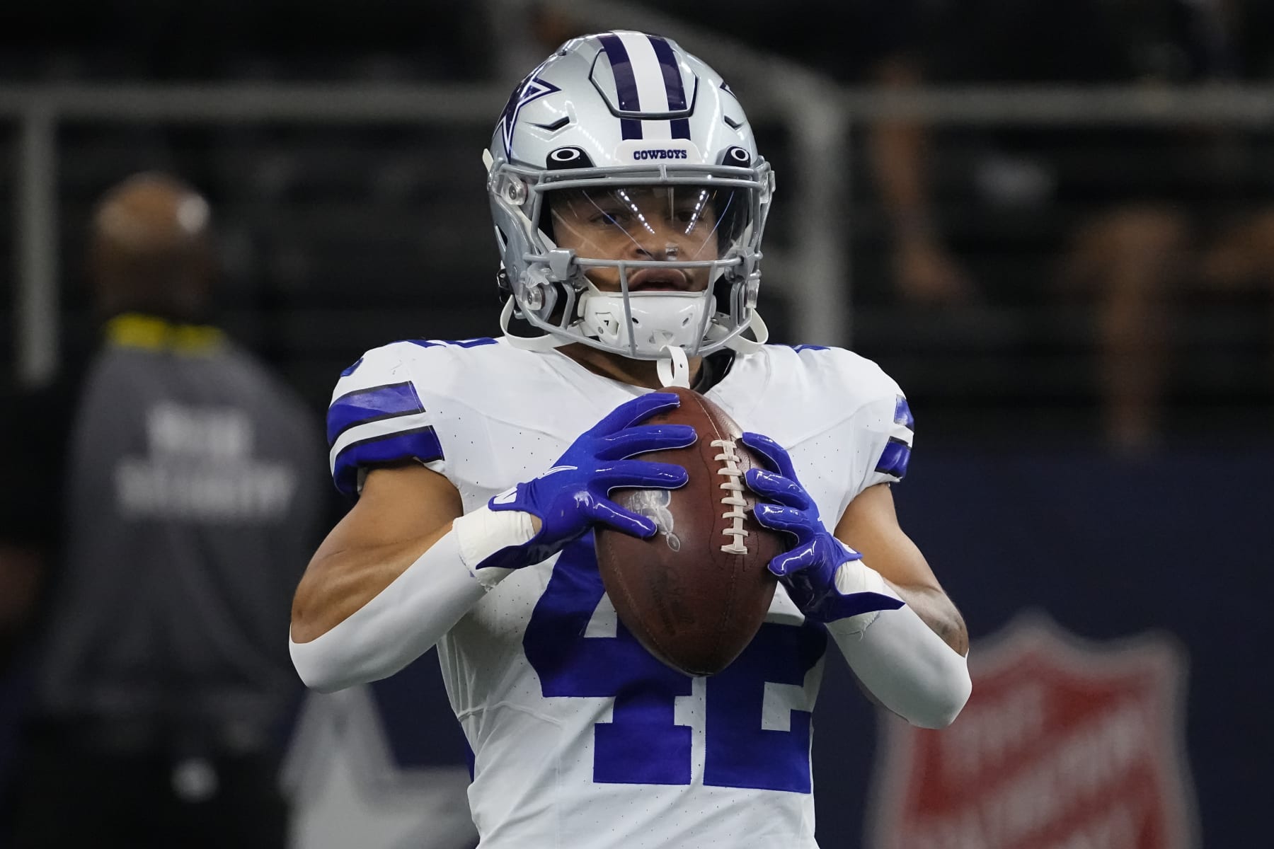 Dallas Cowboys running back Deuce Vaughn warms up before a preseason NFL football game against the Las Vegas Raiders in Arlington, Texas, Saturday, Aug. 26, 2023. (AP Photo/Sam Hodde)