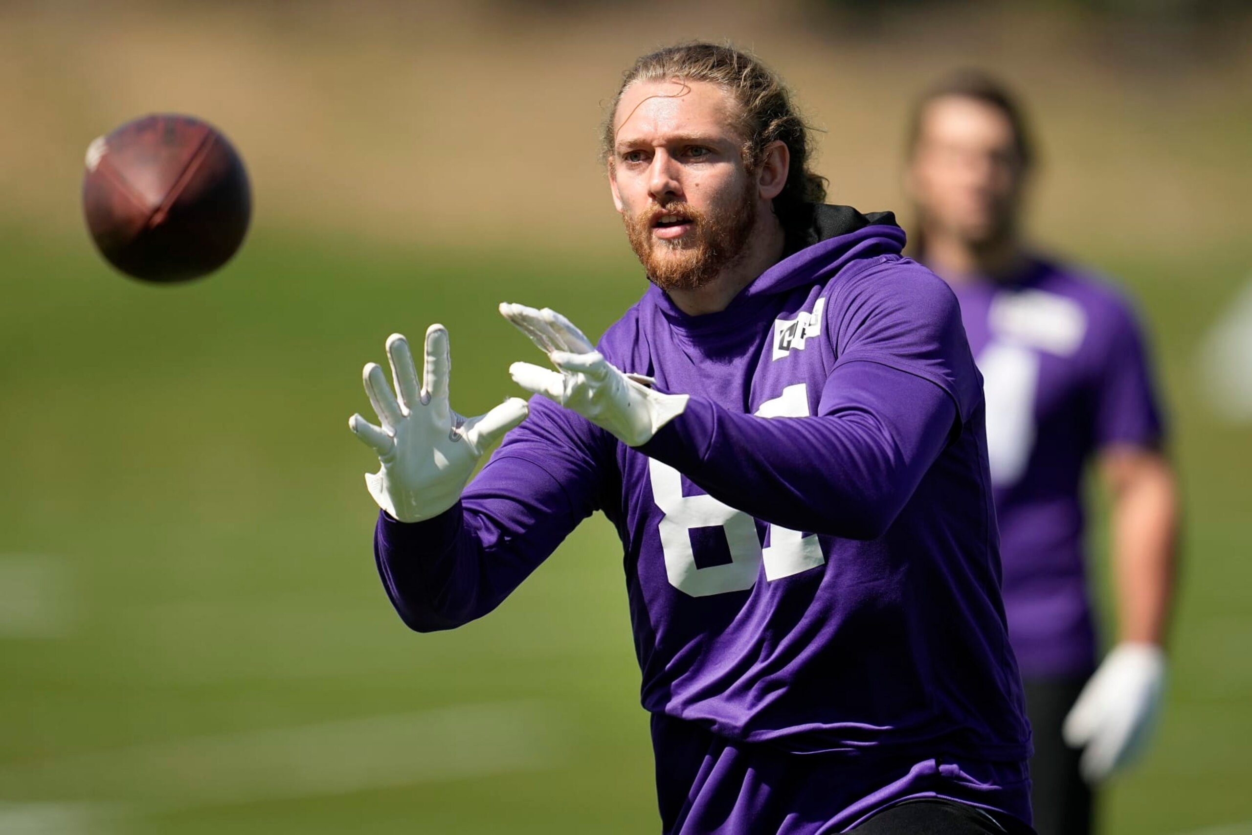 Minnesota Vikings tight end T.J. Hockenson takes part in drills during an NFL football team practice in Eagan, Minn., Wednesday, May 3, 2023. (AP Photo/Abbie Parr)