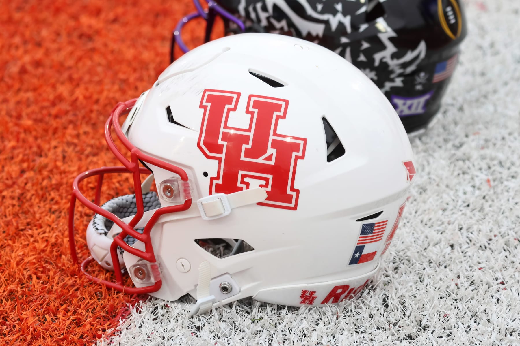 MOBILE, AL - FEBRUARY 02: A general view of a Houston Cougars helmet during the Reese's Senior Bowl team practice session on February 2, 2023 at Hancock Whitney Stadium in Mobile, Alabama.  (Photo by Michael Wade/Icon Sportswire via Getty Images)