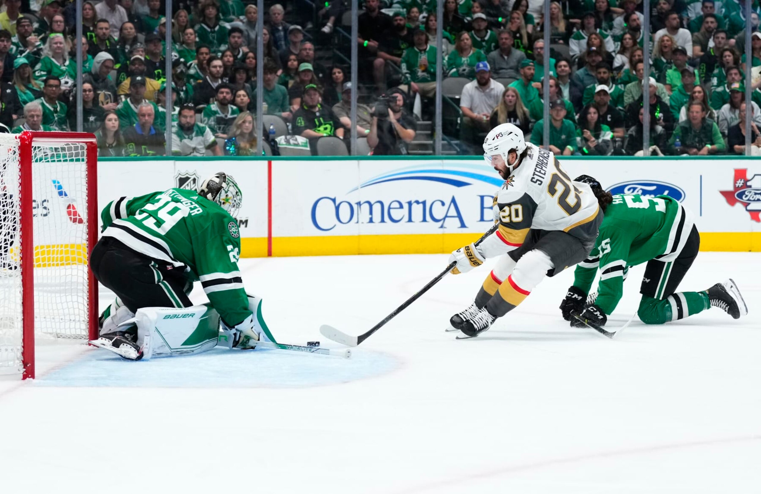 DALLAS, TEXAS - MAY 29: Jake Oettinger #29 of the Dallas Stars saves an attempt by Chandler Stephenson #20 of the Vegas Golden Knights during the first period in Game Six of the Western Conference Final of the 2023 Stanley Cup Playoffs at American Airlines Center on May 29, 2023 in Dallas, Texas. (Photo by Jeff Bottari/NHLI via Getty Images)
