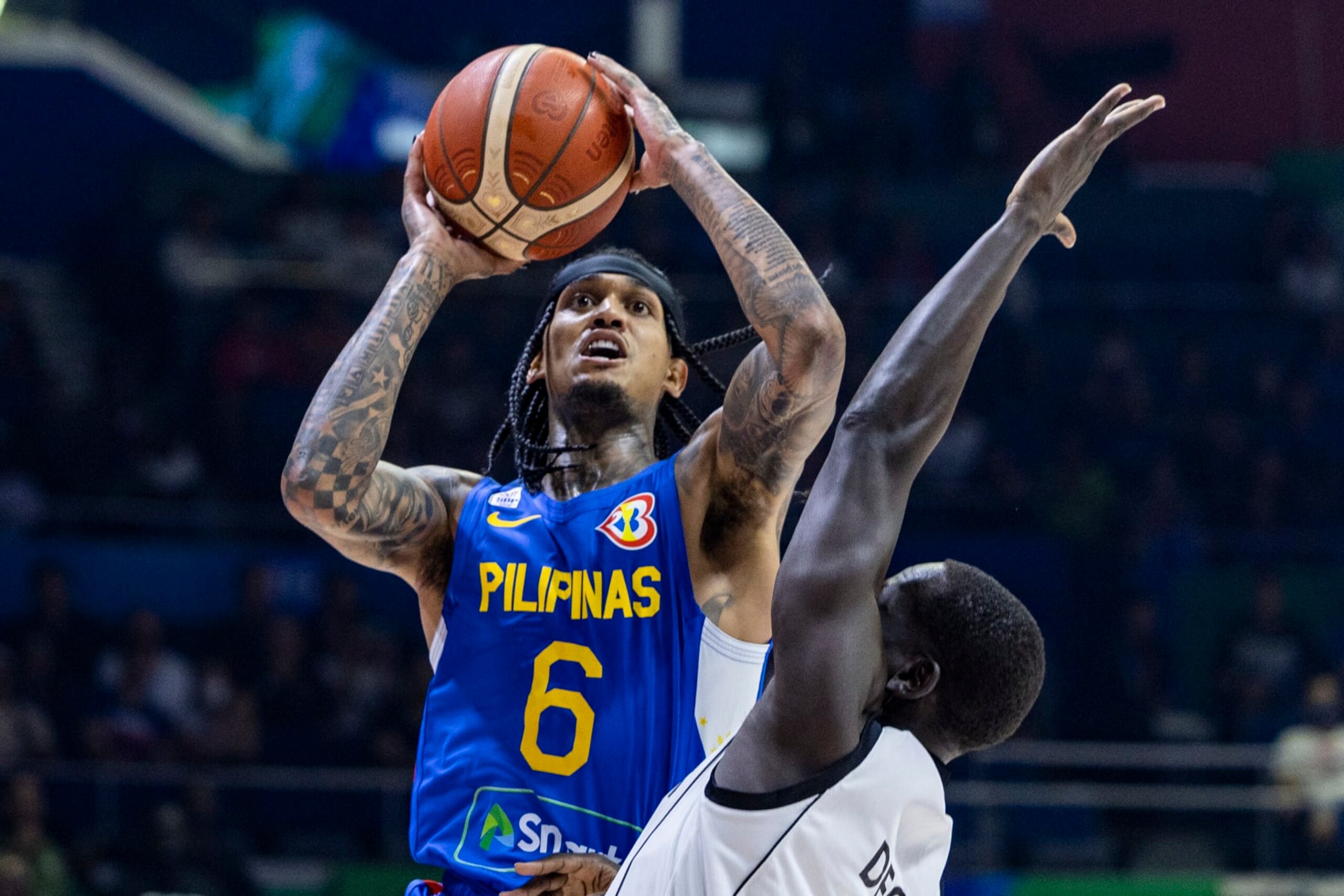 MANILA, PHILIPPINES - AUGUST 31: Jordan Clarkson #6 of Philippines shoots the ball during the FIBA Basketball World Cup Classification 17-32 Group M game between South Sudan and the Philippines at Araneta Coliseum on August 31, 2023 in Manila, Philippines. (Photo by Ezra Acayan/Getty Images)