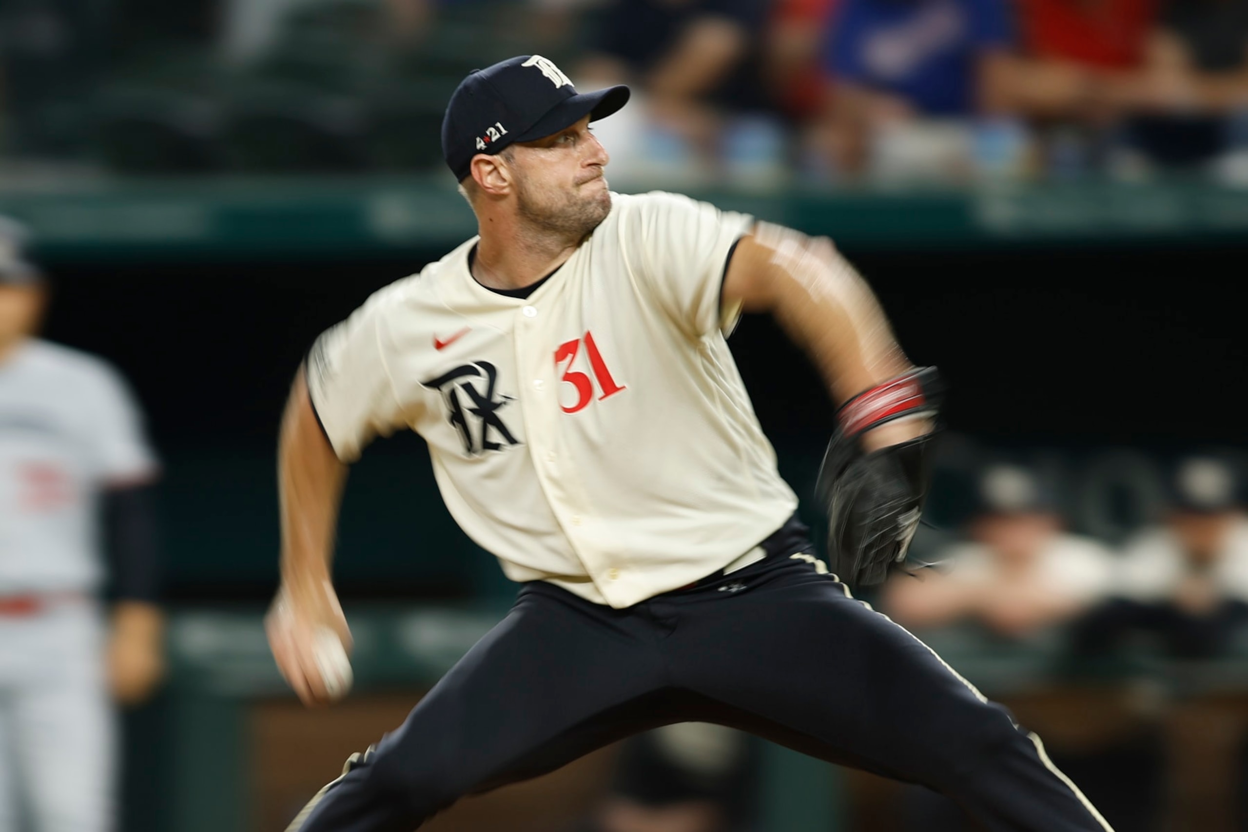 ARLINGTON, TEXAS - SEPTEMBER 01:  Max Scherzer #31 of the Texas Rangers pitches in the fourth inning against the Minnesota Twins at Globe Life Field on September 01, 2023 in Arlington, Texas. (Photo by Tim Heitman/Getty Images)