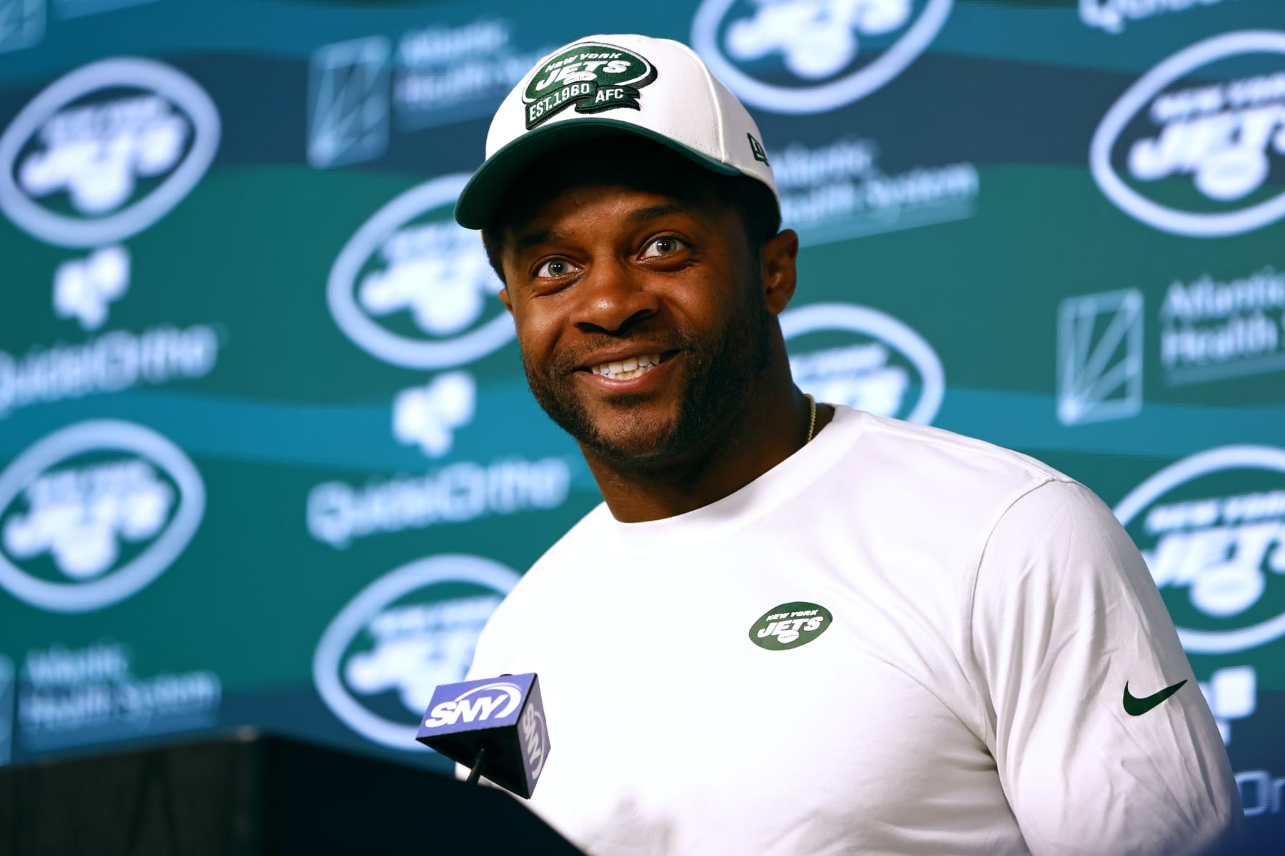 FLORHAM PARK, NEW JERSEY - MAY 31: Randall Cobb #18 of the New York Jets talks to reporters before the teams OTAs at Atlantic Health Jets Training Center on May 31, 2023 in Florham Park, New Jersey. (Photo by Rich Schultz/Getty Images)