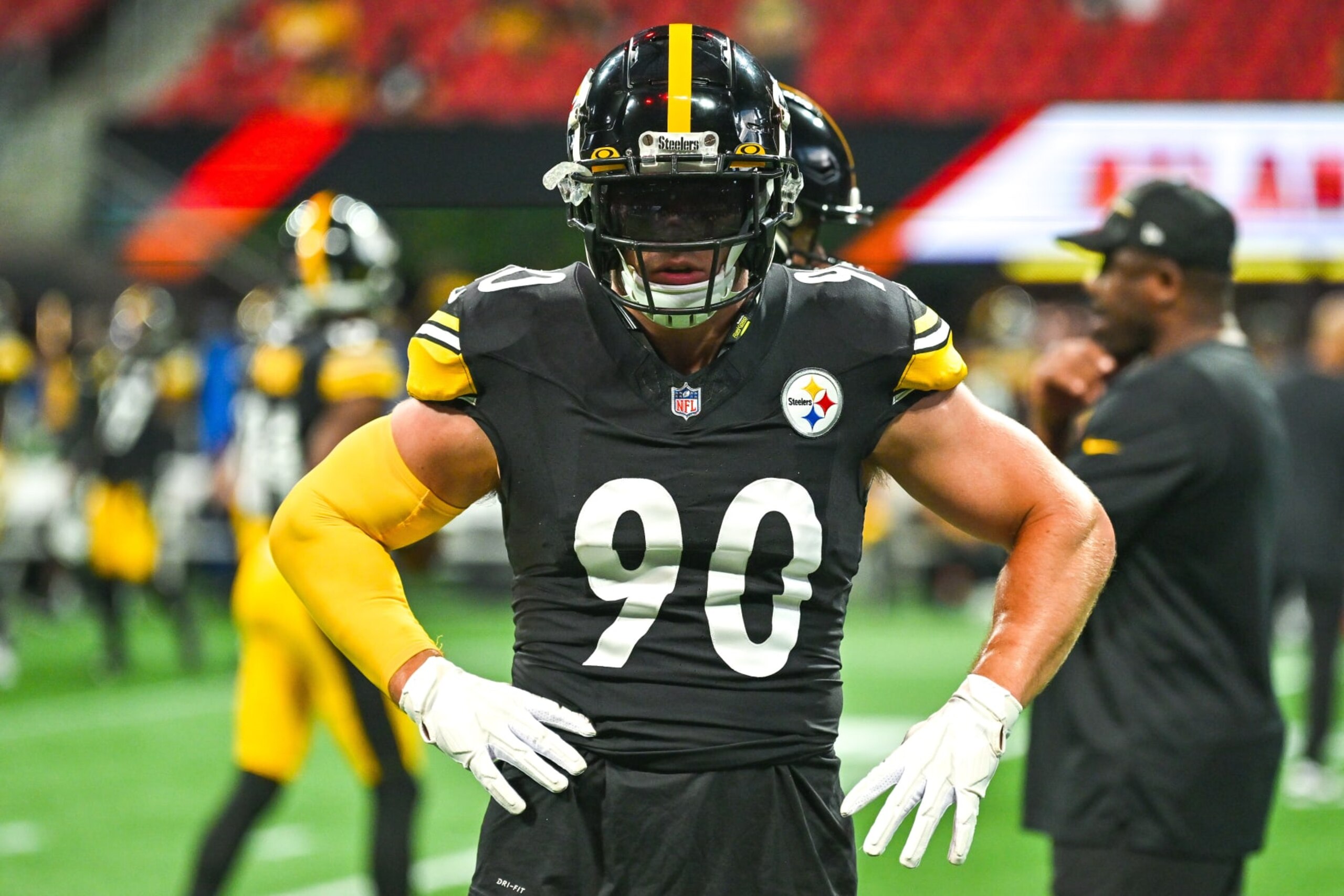 ATLANTA, GA AUGUST 24: Pittsburgh linebacker T.J. Watt (90) warms up prior to the start of the NFL game between the Pittsburgh Steelers and the Atlanta Falcons on August 24th, 2023 at Mercedes-Benz Stadium in Atlanta, GA. (Photo by Rich von Biberstein/Icon Sportswire via Getty Images) ATLANTA, GA AUGUST 24: Pittsburgh linebacker T.J. Watt (90) warms up prior to the start of the NFL game between the Pittsburgh Steelers and the Atlanta Falcons on August 24th, 2023 at Mercedes-Benz Stadium in Atlanta, GA. (Photo by Rich von Biberstein/Icon Sportswire via Getty Images)