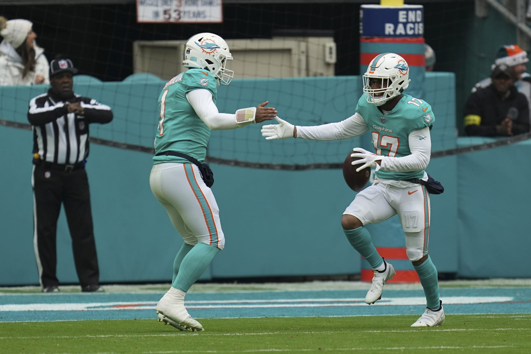 Miami Dolphins quarterback Tua Tagovailoa (left) and wide receiver Jaylen Waddle.