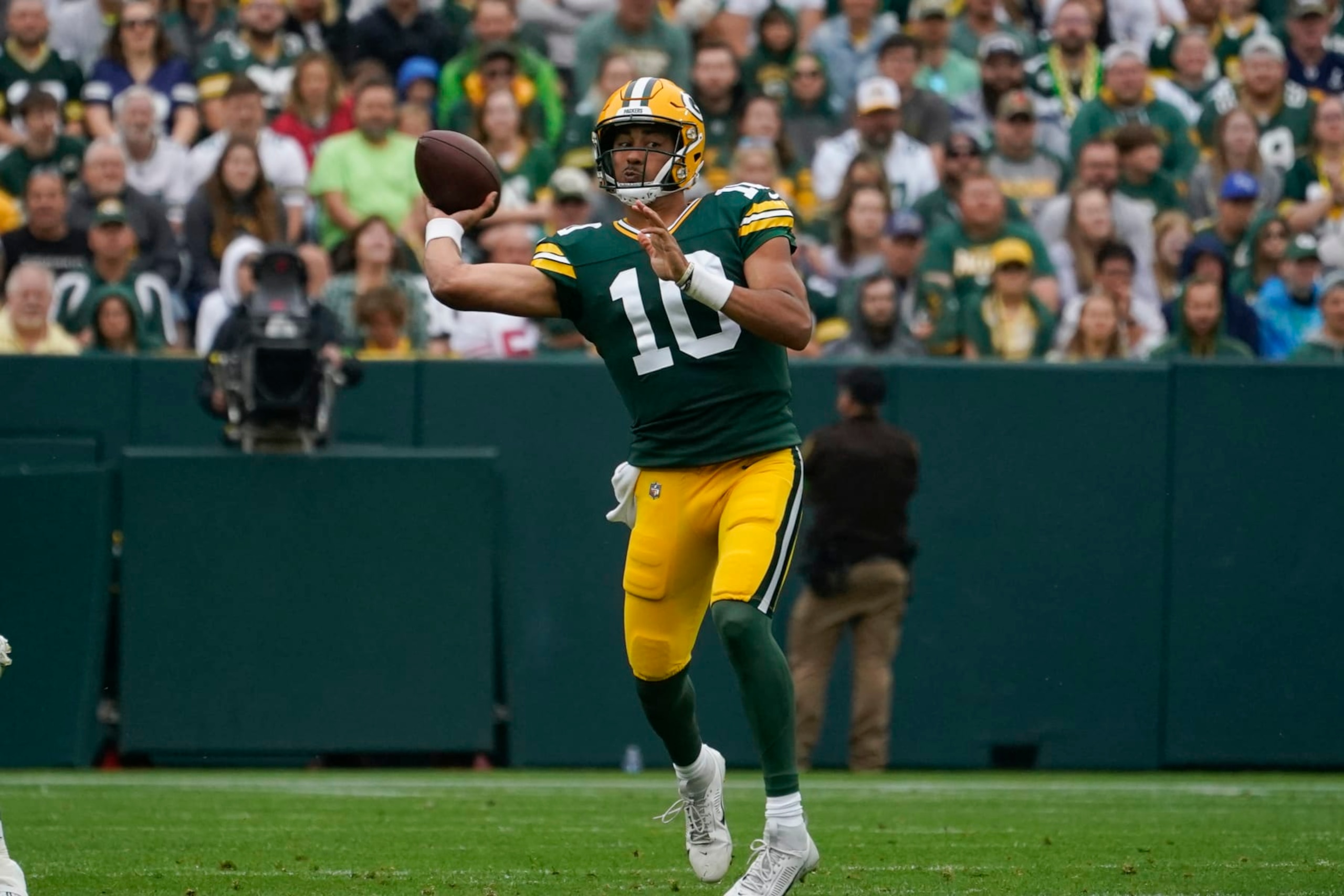 Green Bay Packers quarterback Jordan Love 