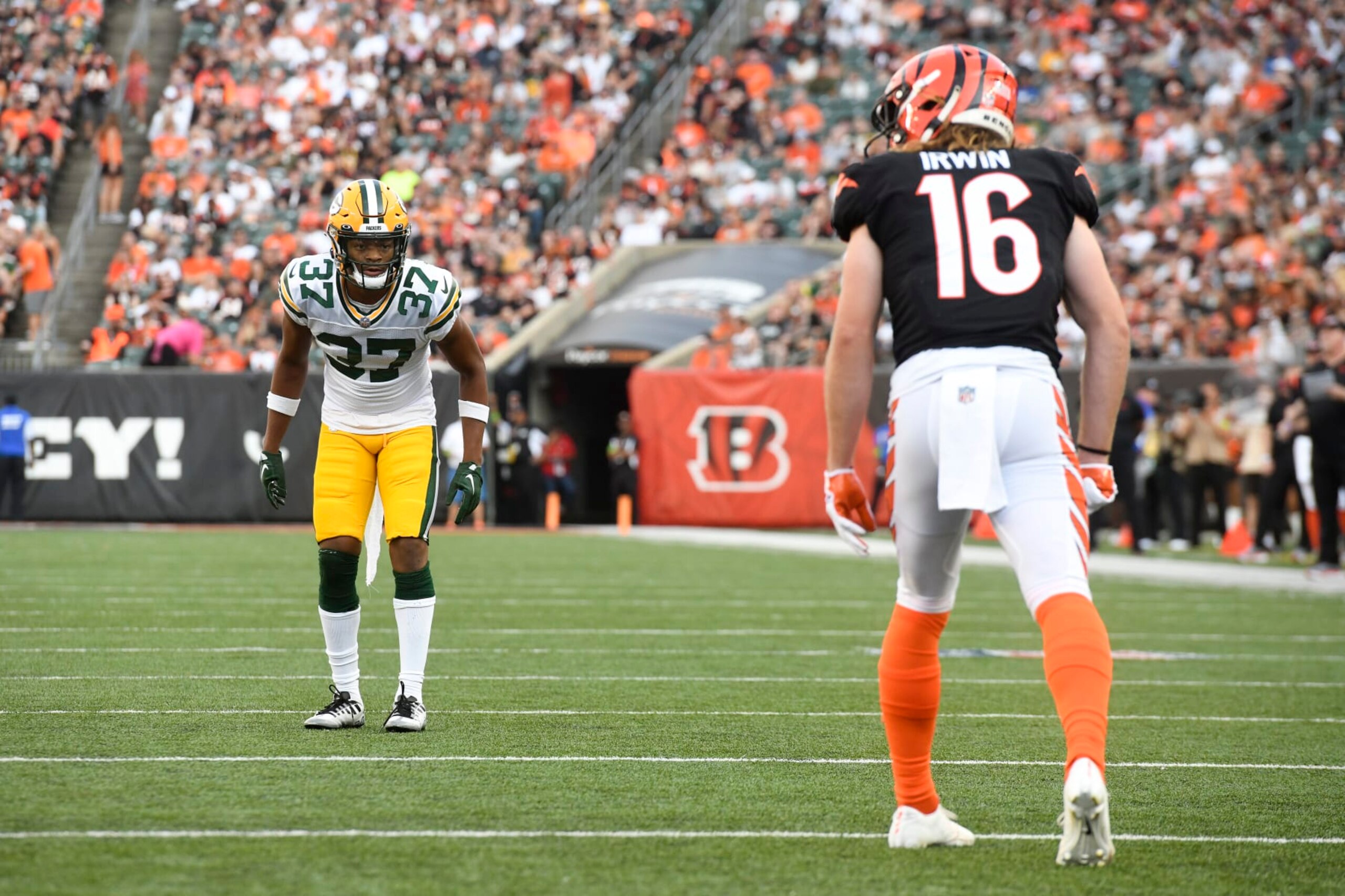 CINCINNATI, OH - AUGUST 11: Green Bay Packers Cornerback Carrington Valentine (37) lines up across from Cincinnati Bengals Wide Receiver Trenton Irwin (16) during the NFL pre-season football game between the Green Bay Packers and the Cincinnati Bengals on August 11, 2023, at Paycor Stadium in Cincinnati, Ohio. (Photo by Michael Allio/Icon Sportswire via Getty Images)