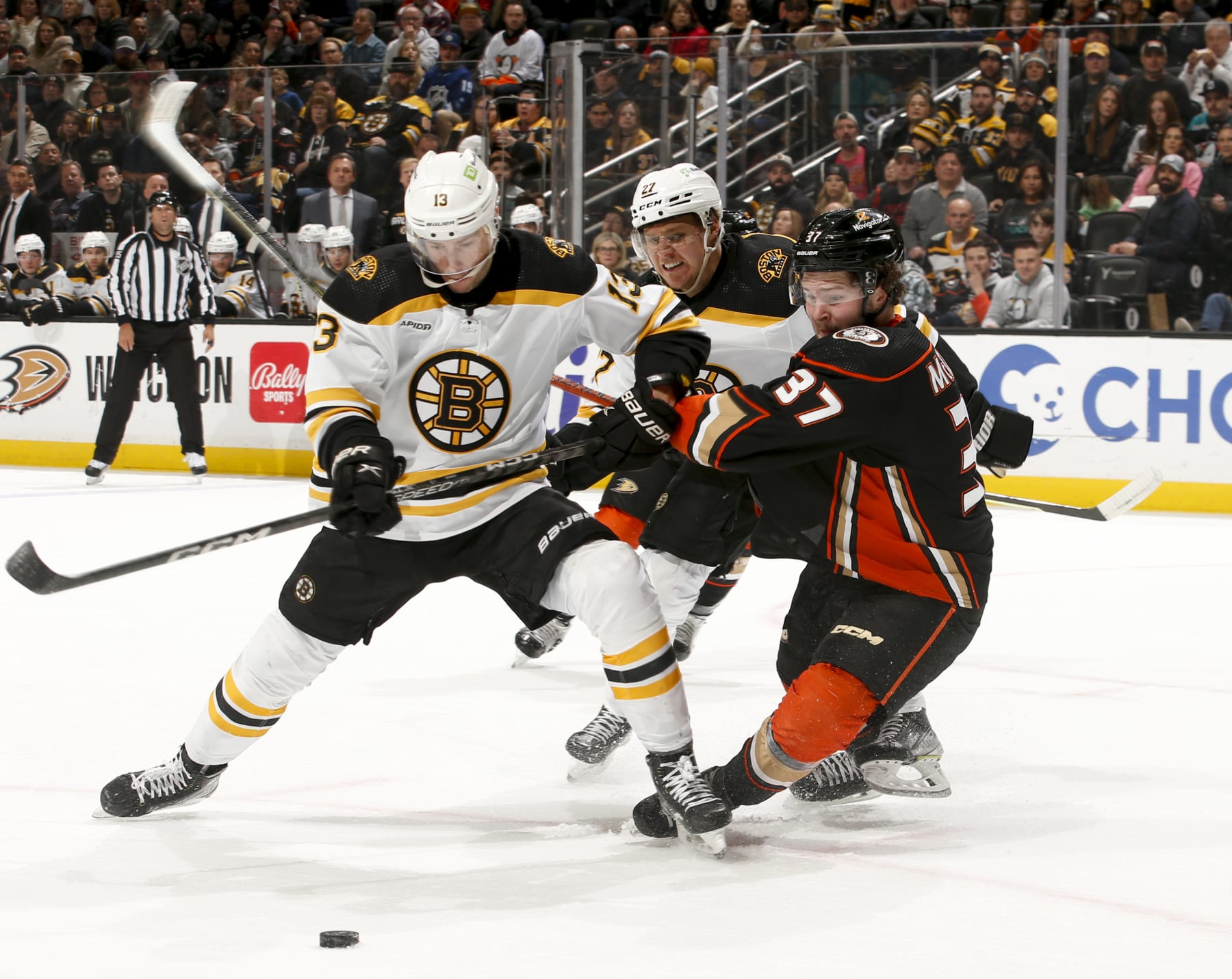 Charlie Coyle (left) and Mason McTavish could see their fortunes change as the Bruins and Ducks head into the the 2023-24 season.