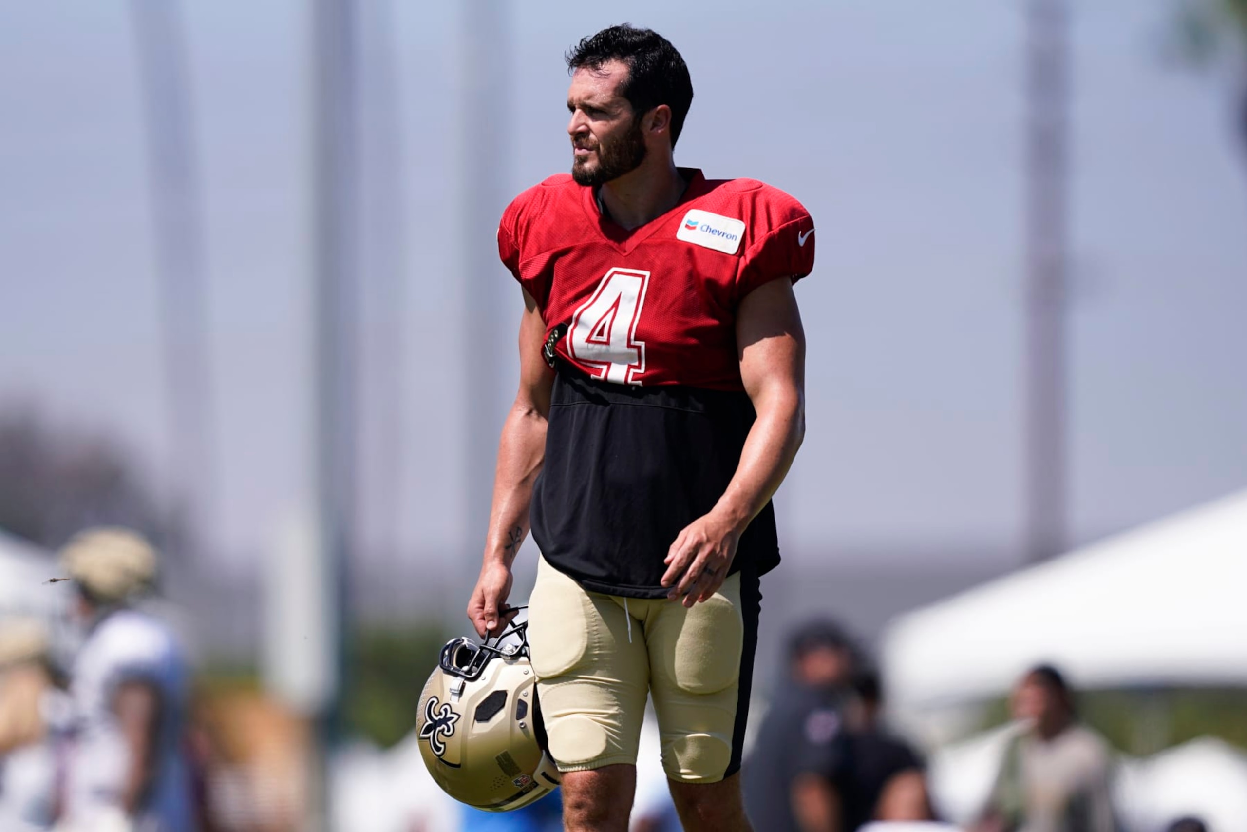 Saints QB Derek Carr