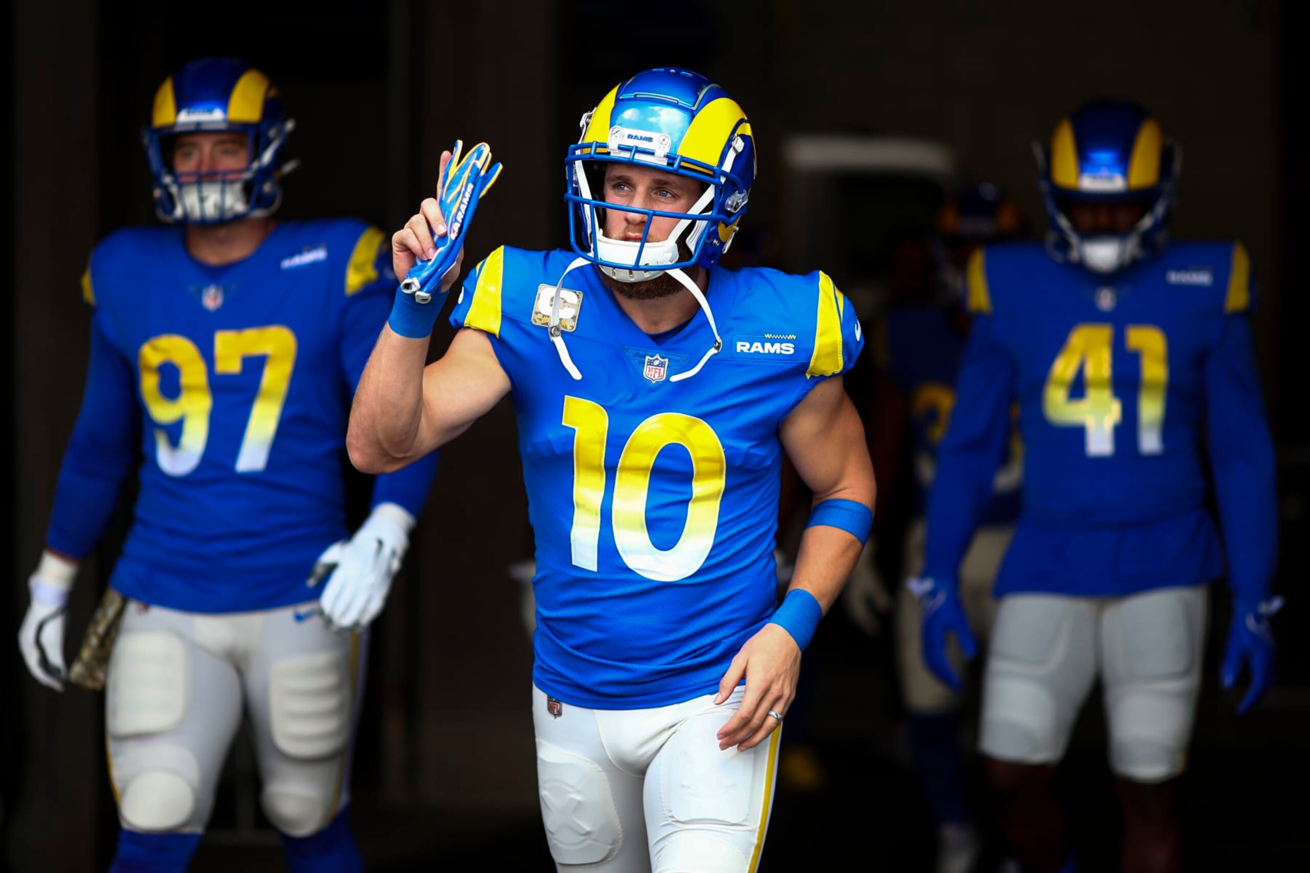 TAMPA, FL - NOVEMBER 6: Cooper Kupp #10 of the Los Angeles Rams walks through the tunnel prior to an NFL football game against the Tampa Bay Buccaneers at Raymond James Stadium on November 6, 2022 in Tampa, Florida. (Photo by Kevin Sabitus/Getty Images)