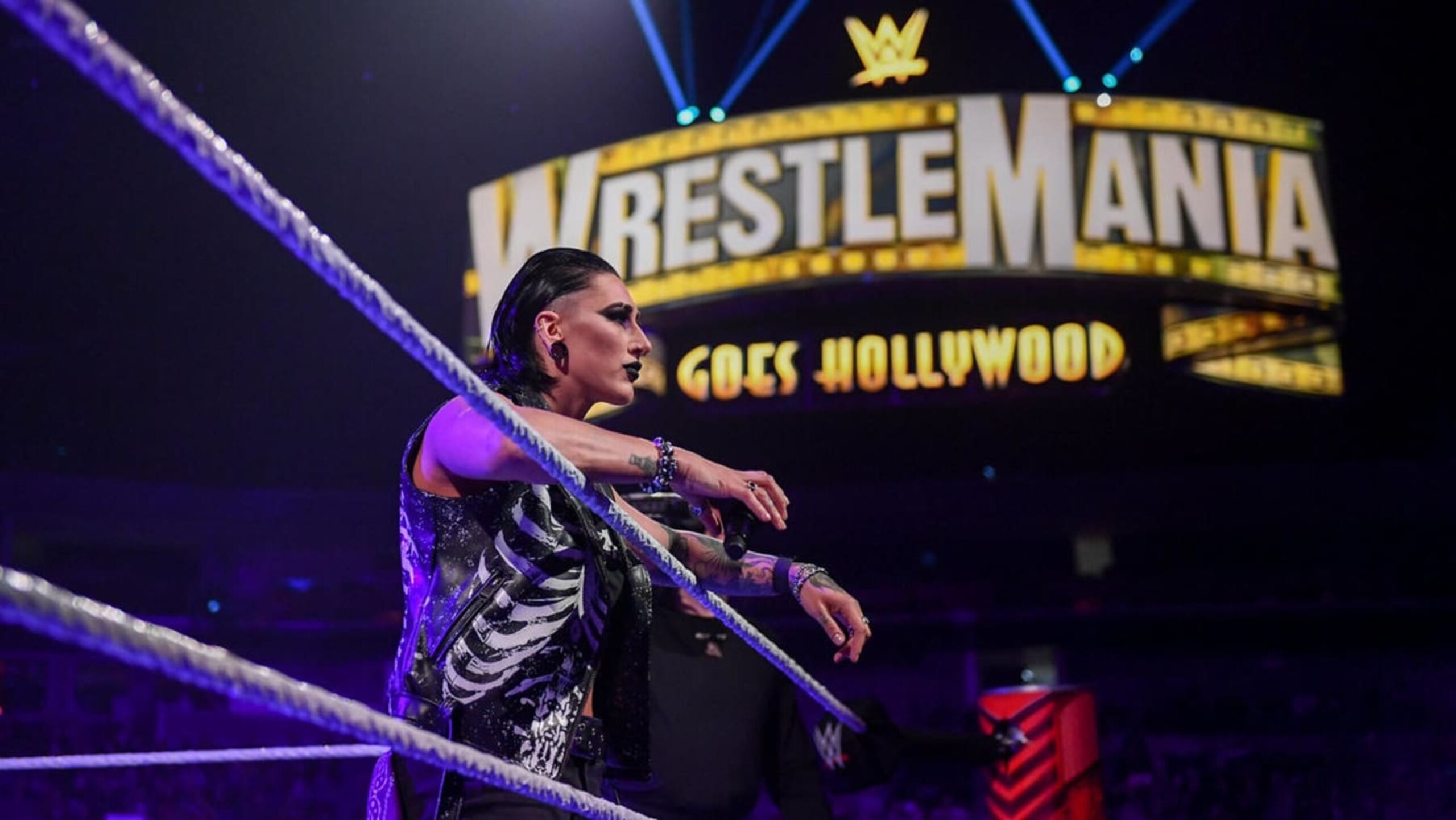 Rhea Ripley stole the show with Charlotte Flair at WrestleMania 39.