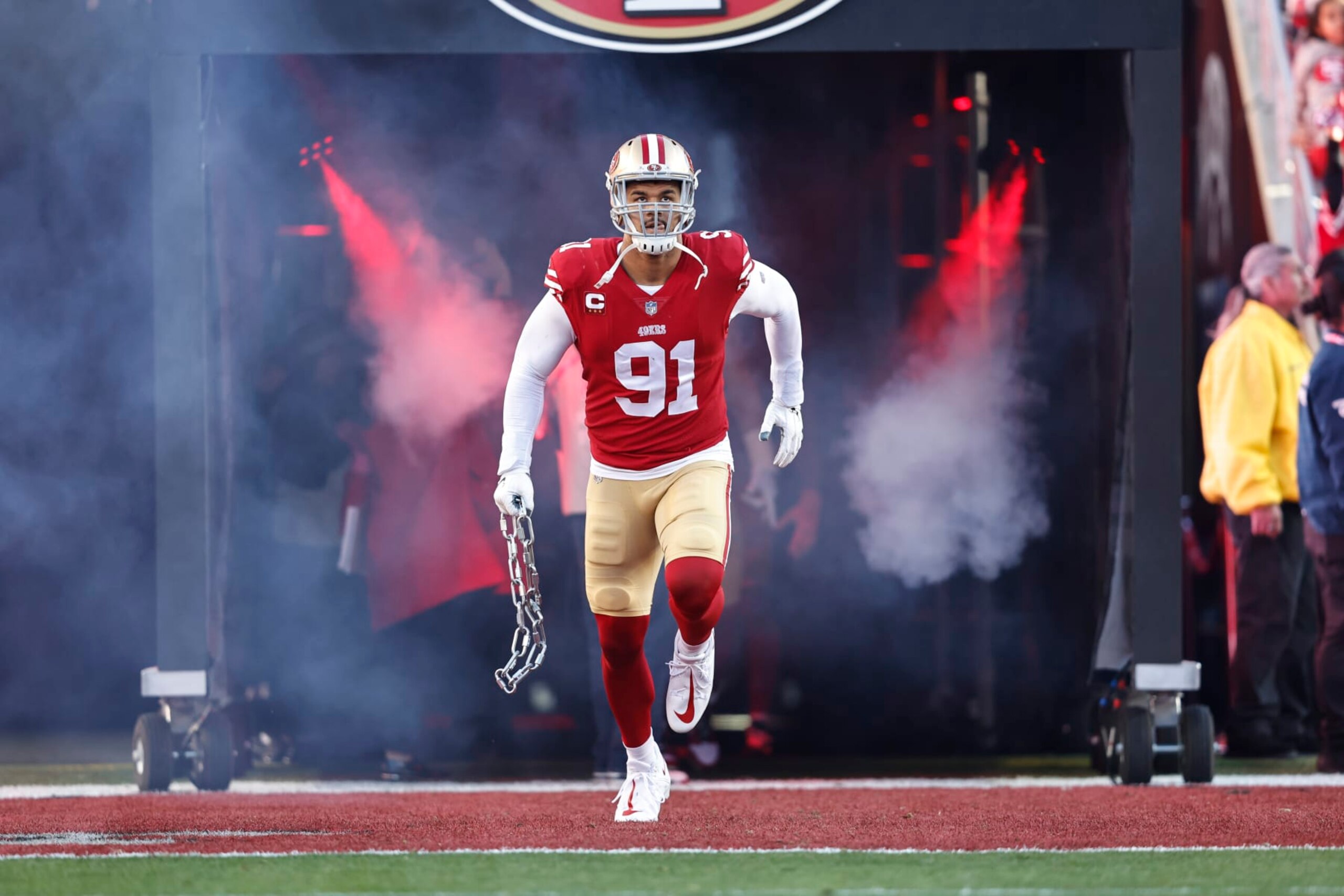 SANTA CLARA, CALIFORNIA - JANUARY 22: Arik Armstead #91 of the San Francisco 49ers runs as he takes the field prior to an NFL divisional round playoff football game between the San Francisco 49ers and the Dallas Cowboys at Levi's Stadium on January 22, 2023 in Santa Clara, California. (Photo by Michael Owens/Getty Images)