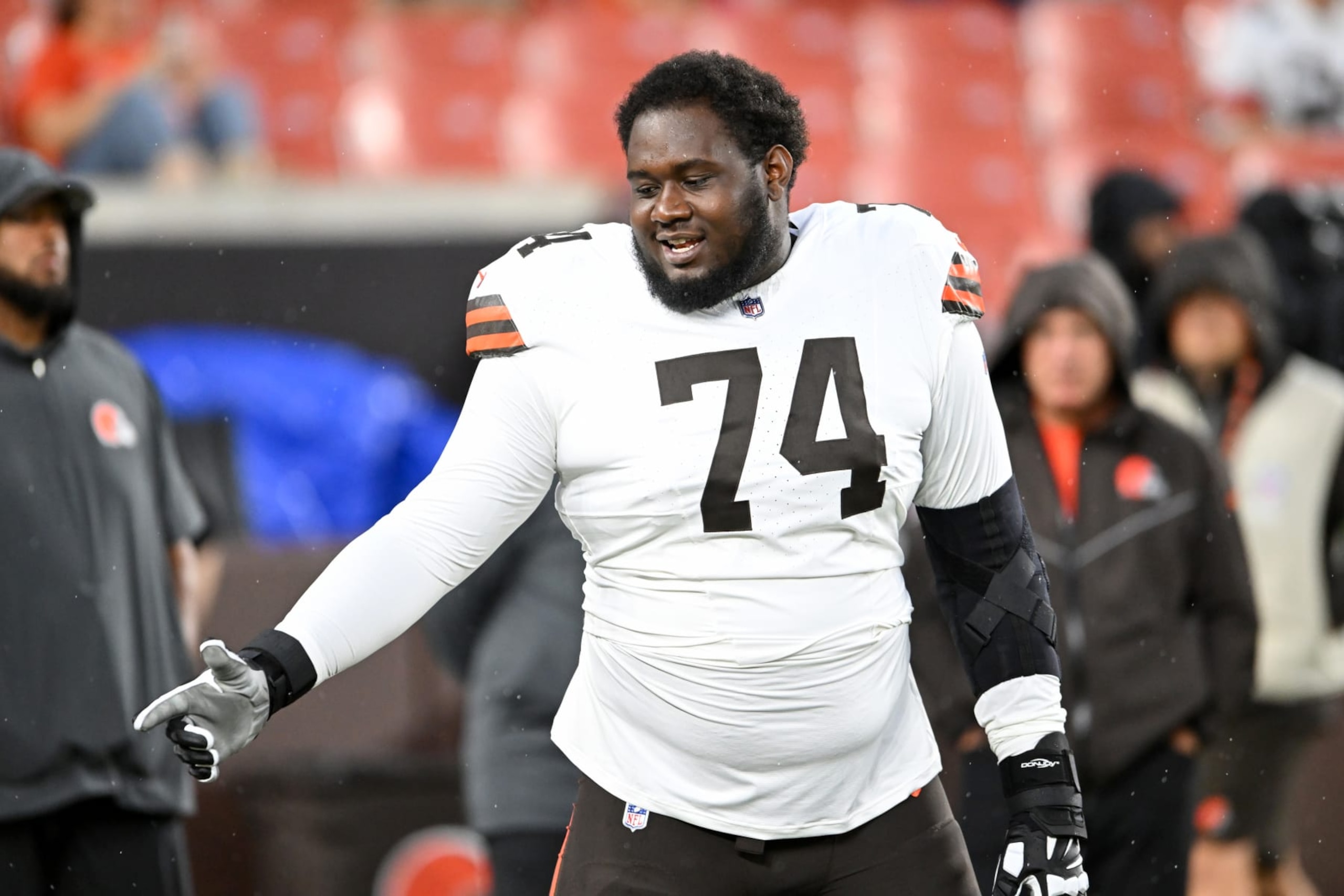 Browns OT Dawand Jones