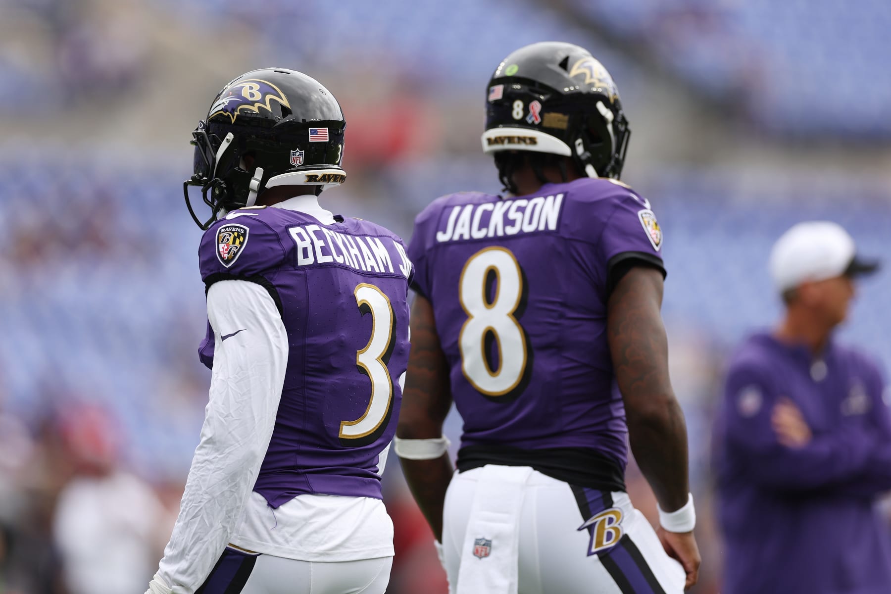 BALTIMORE, MARYLAND - SEPTEMBER 10:  Odell Beckham Jr. #3 and Lamar Jackson #8 of the Baltimore Ravens warm up prior to the game against the Houston Texans at M&T Bank Stadium on September 10, 2023 in Baltimore, Maryland. (Photo by Patrick Smith/Getty Images)