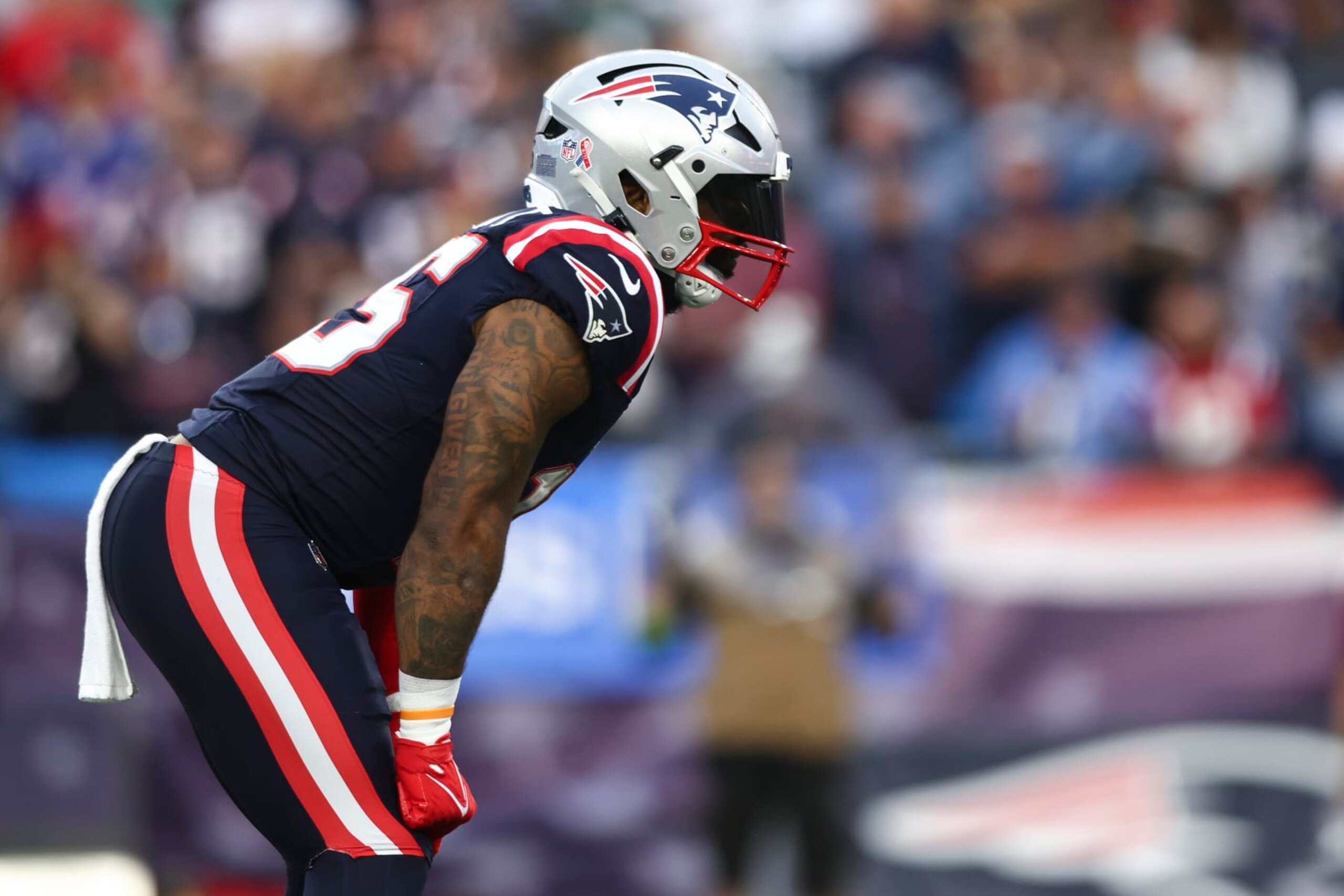 FOXBOROUGH, MA - SEPTEMBER 10: Ezekiel Elliott #15 of the New England Patriots lines up before a play during the third quarter of an NFL football game against the Philadelphia Eagles at Gillette Stadium on September 10, 2023 in Foxborough, Massachusetts. (Photo by Kevin Sabitus/Getty Images)