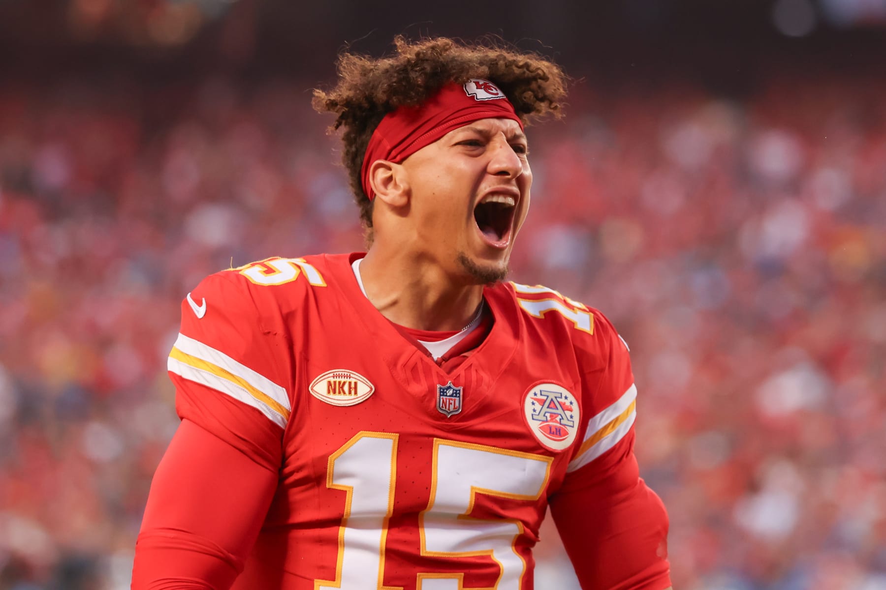 KANSAS CITY, MO - SEPTEMBER 07: Kansas City Chiefs quarterback Patrick Mahomes (15) yells before an NFL game between the Detroit Lions and Kansas City Chiefs on Sep 7, 2023 at GEHA Field at Arrowhead Stadium in Kansas City, MO. (Photo by Scott Winters/Icon Sportswire via Getty Images)