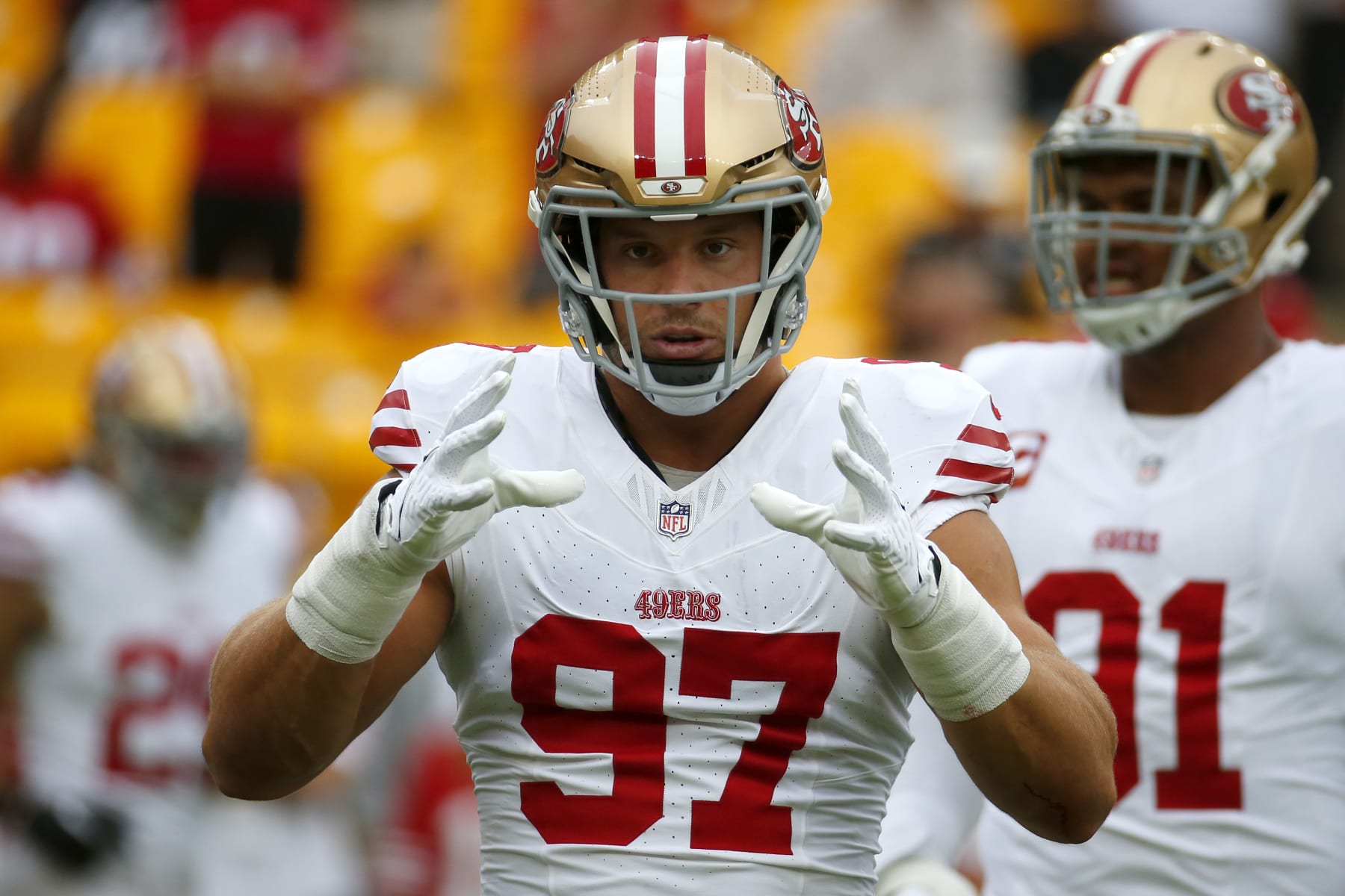 PITTSBURGH, PENNSYLVANIA - SEPTEMBER 10: Nick Bosa #97 of the San Francisco 49ers warms up prior to a game against the Pittsburgh Steelers at Acrisure Stadium on September 10, 2023 in Pittsburgh, Pennsylvania. (Photo by Justin K. Aller/Getty Images)