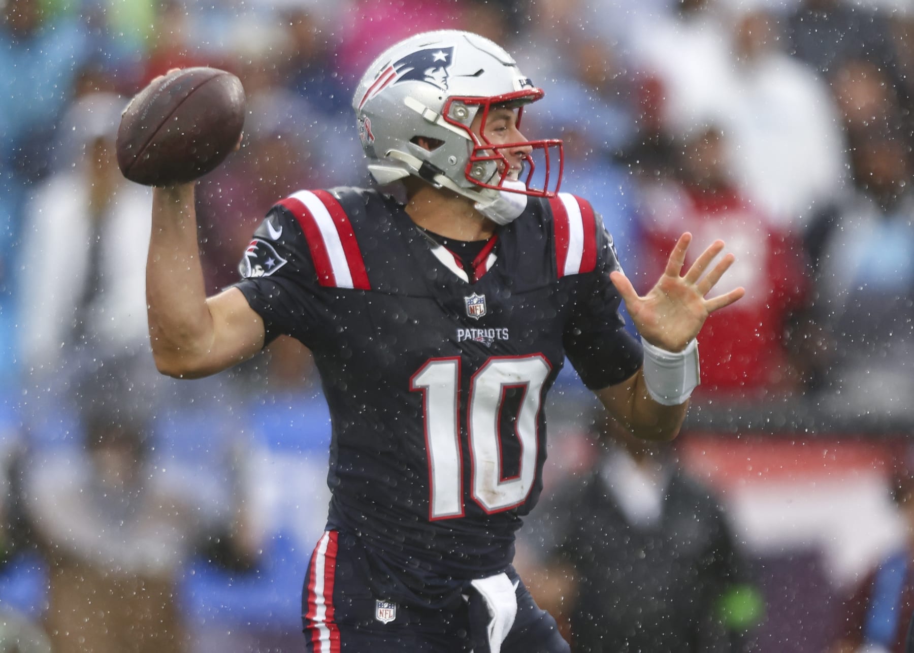 FOXBOROUGH, MA - SEPTEMBER 10: Mac Jones #10 of the New England Patriots throws a pass during the first quarter of an NFL football game against the Philadelphia Eagles at Gillette Stadium on September 10, 2023 in Foxborough, Massachusetts. (Photo by Kevin Sabitus/Getty Images)