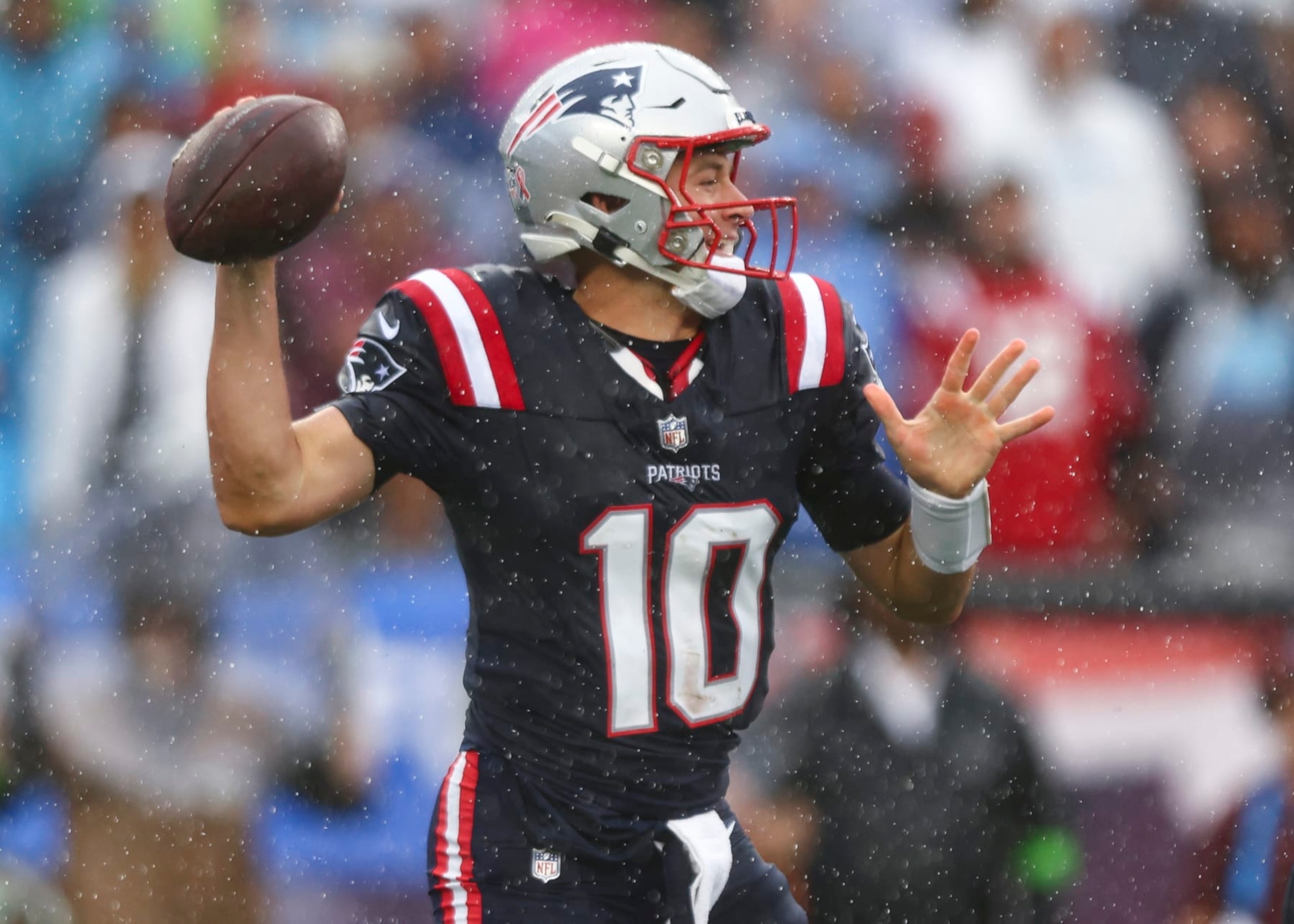 FOXBOROUGH, MA - SEPTEMBER 10: Mac Jones #10 of the New England Patriots throws a pass during the first quarter of an NFL football game against the Philadelphia Eagles at Gillette Stadium on September 10, 2023 in Foxborough, Massachusetts. (Photo by Kevin Sabitus/Getty Images)