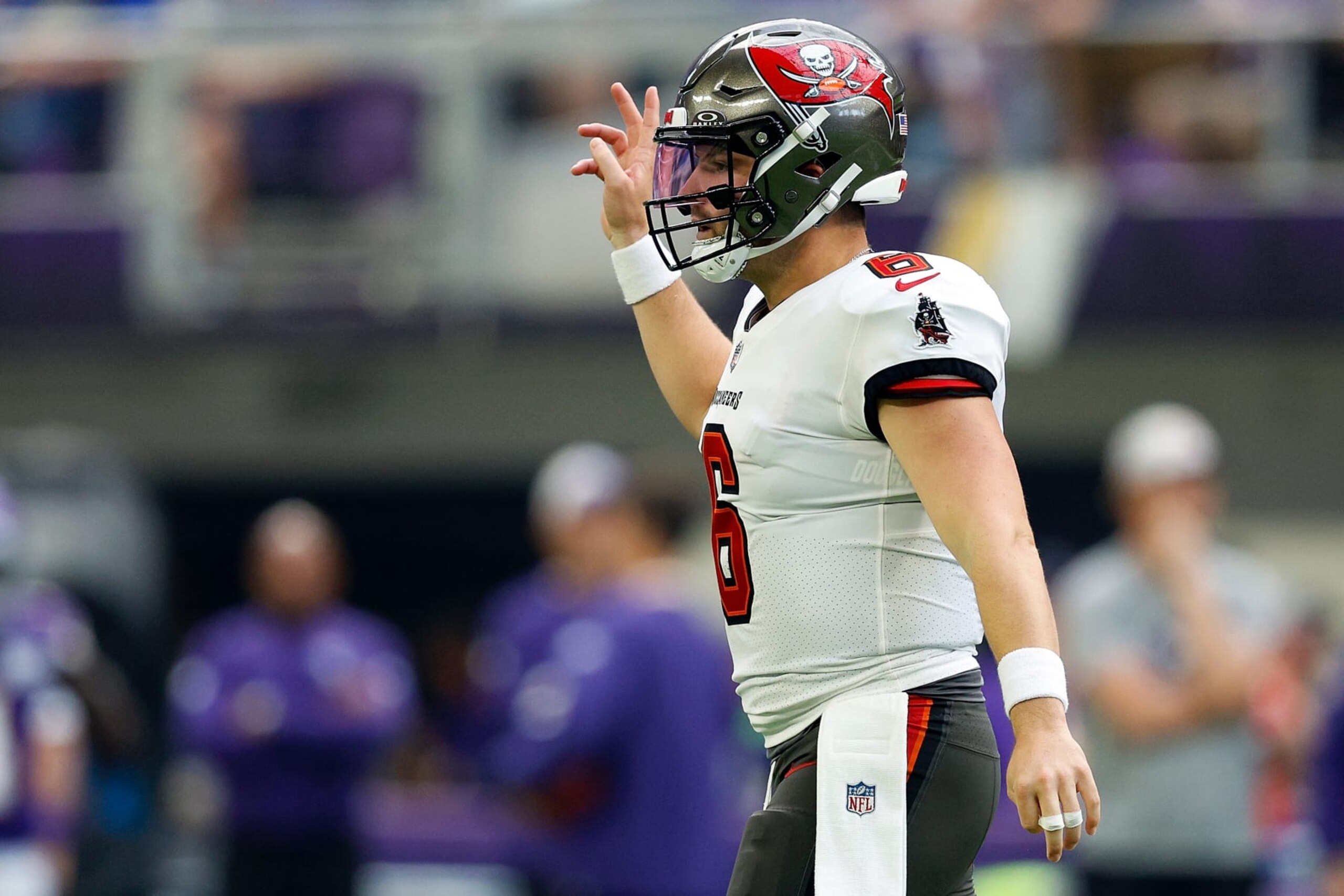 MINNEAPOLIS, MINNESOTA - SEPTEMBER 10: Baker Mayfield #6 of the Tampa Bay Buccaneers looks on against the Minnesota Vikings in the first half at U.S. Bank Stadium on September 10, 2023 in Minneapolis, Minnesota. (Photo by David Berding/Getty Images) MINNEAPOLIS, MINNESOTA - SEPTEMBER 10: Baker Mayfield #6 of the Tampa Bay Buccaneers looks on against the Minnesota Vikings in the first half at U.S. Bank Stadium on September 10, 2023 in Minneapolis, Minnesota. (Photo by David Berding/Getty Images)